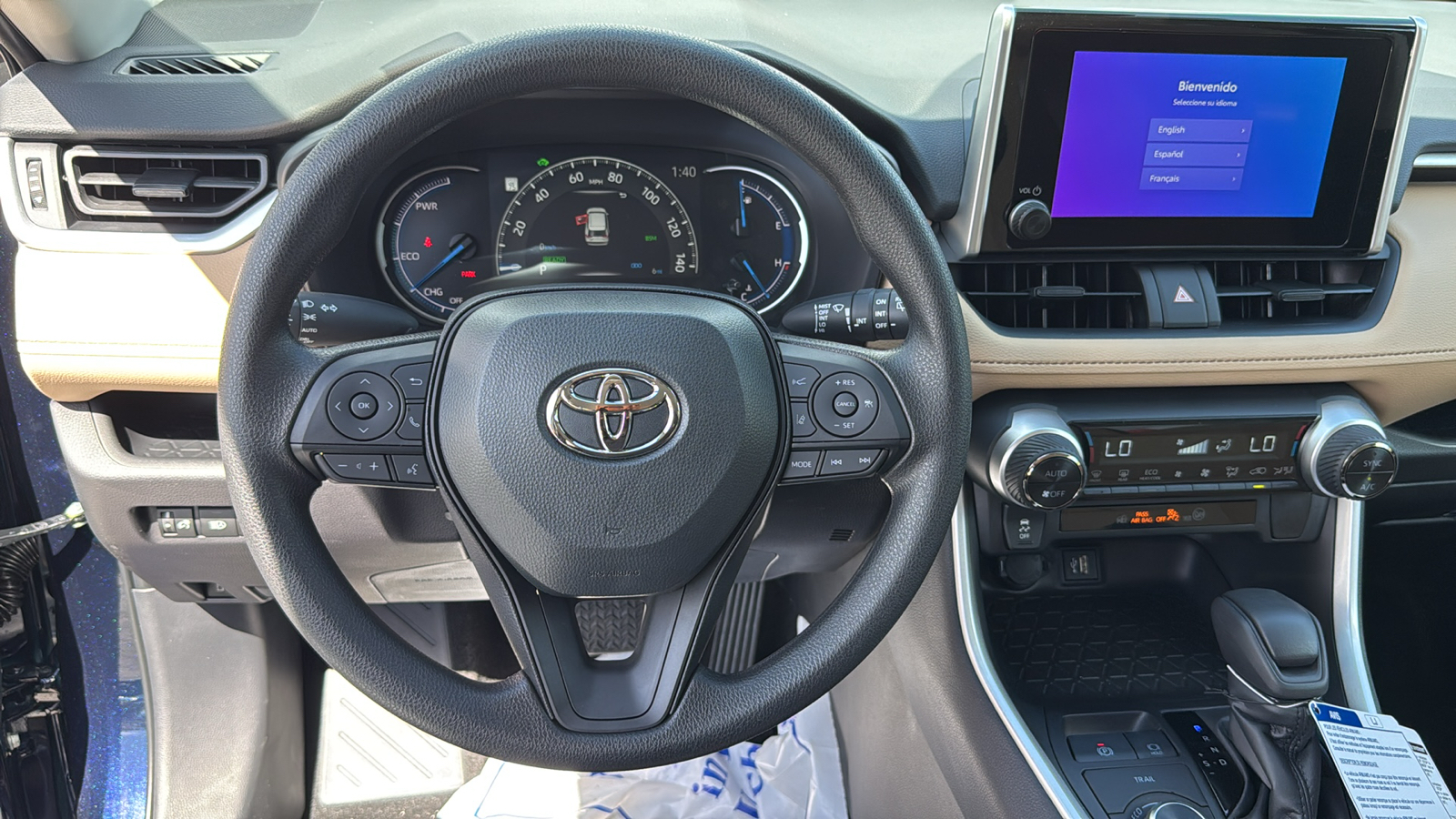 2024 Toyota RAV4 Hybrid XLE 21