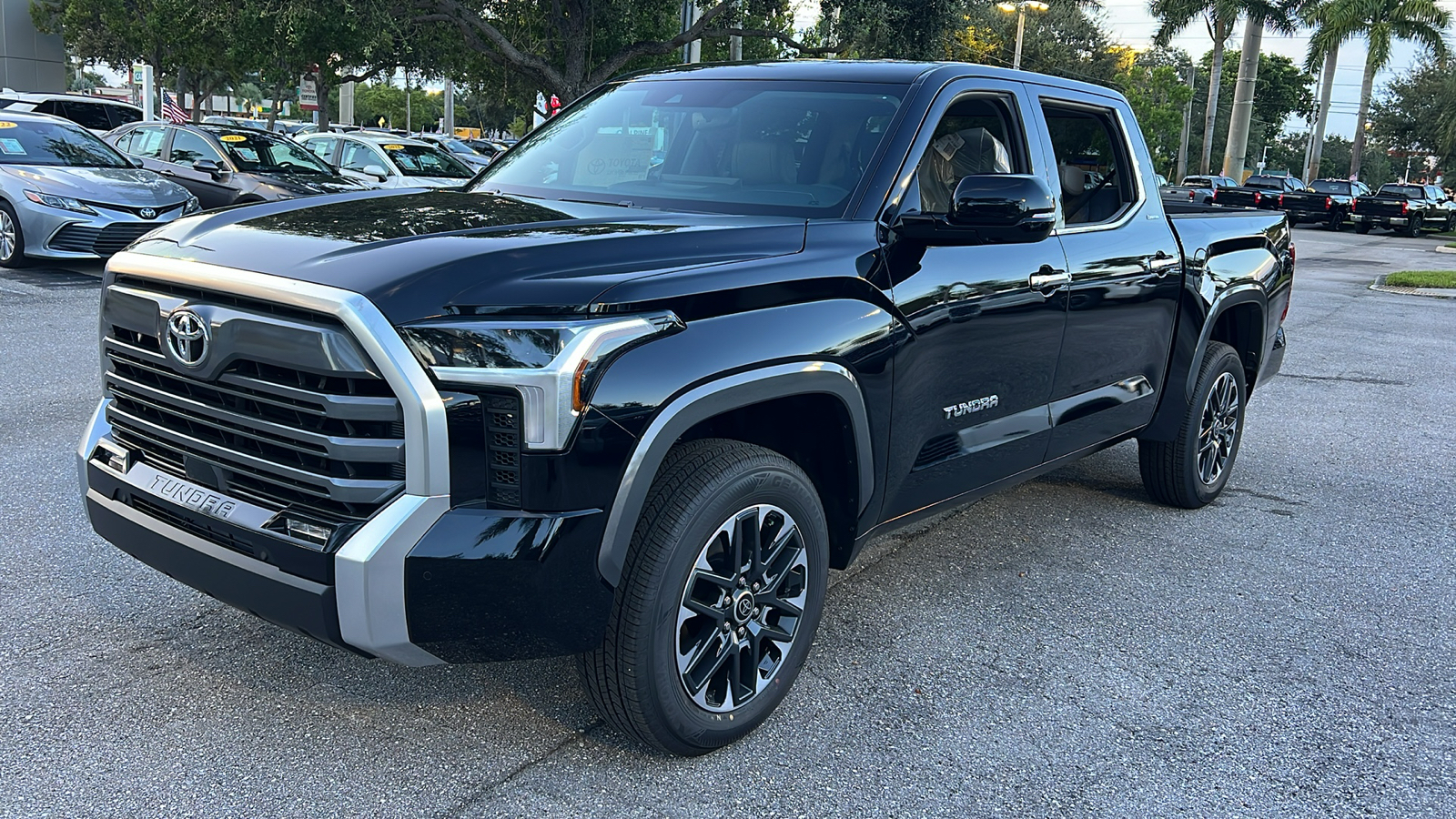 2024 Toyota Tundra Limited 3