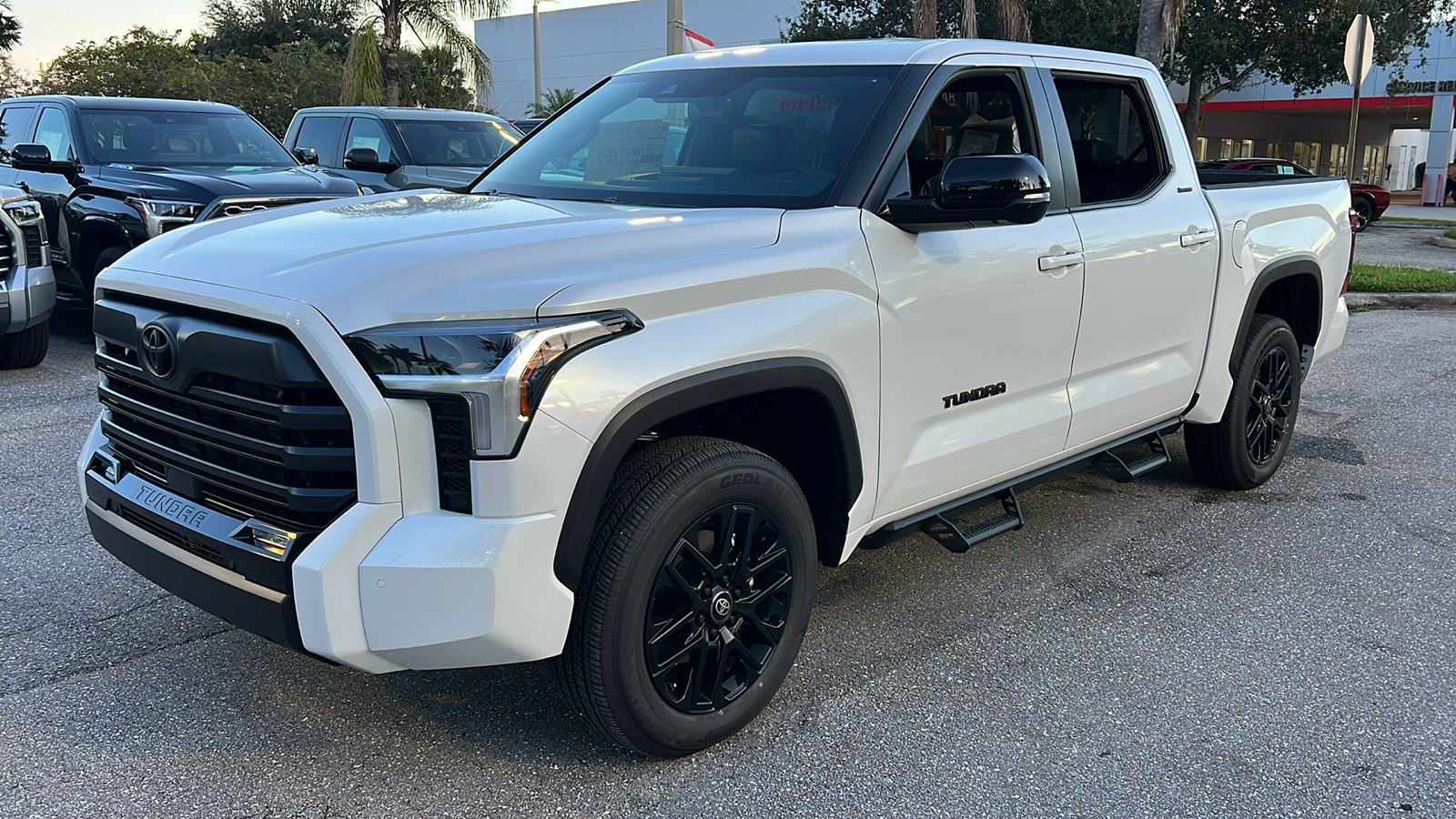 2025 Toyota Tundra Limited 3