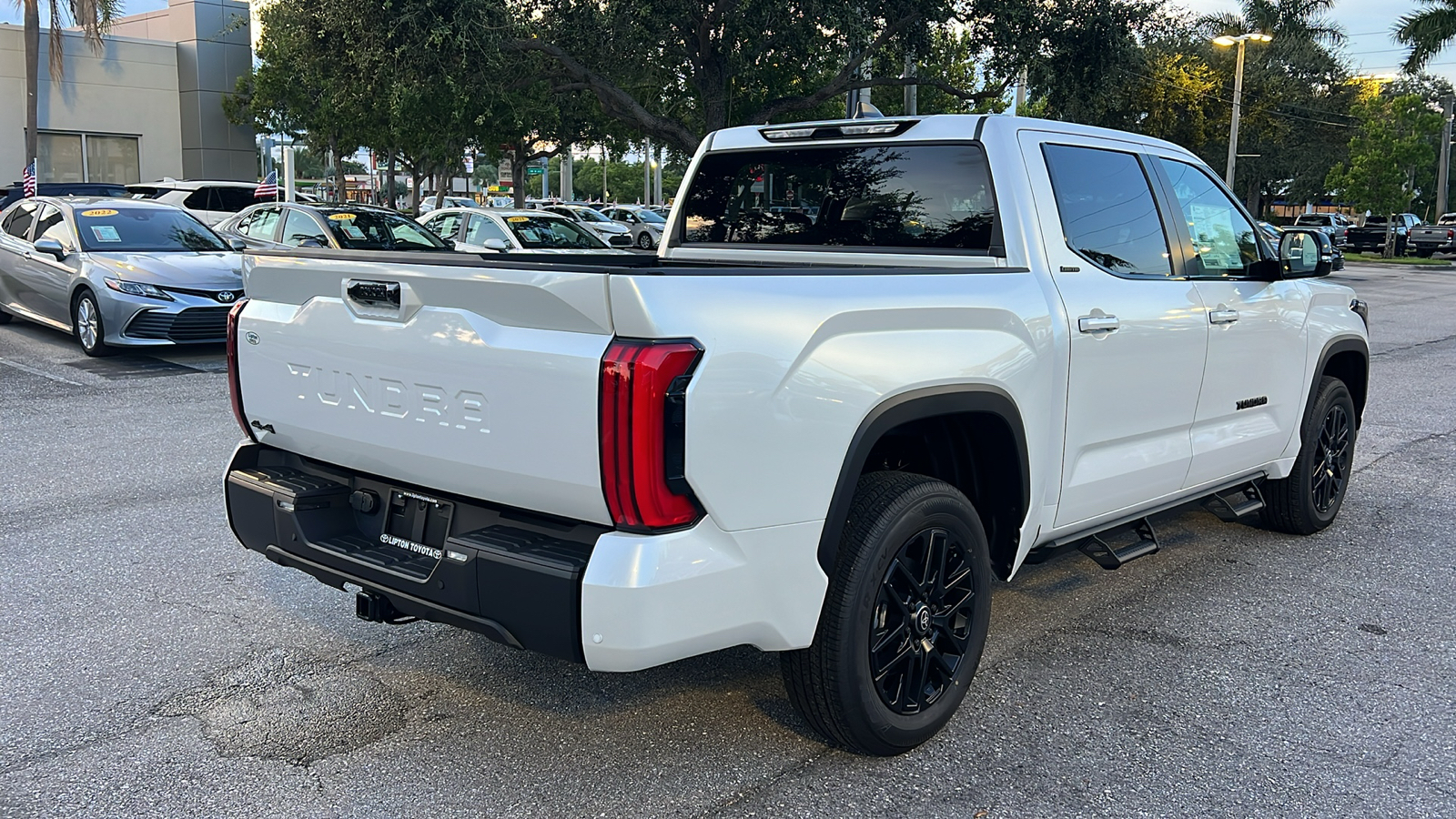 2025 Toyota Tundra Limited 9