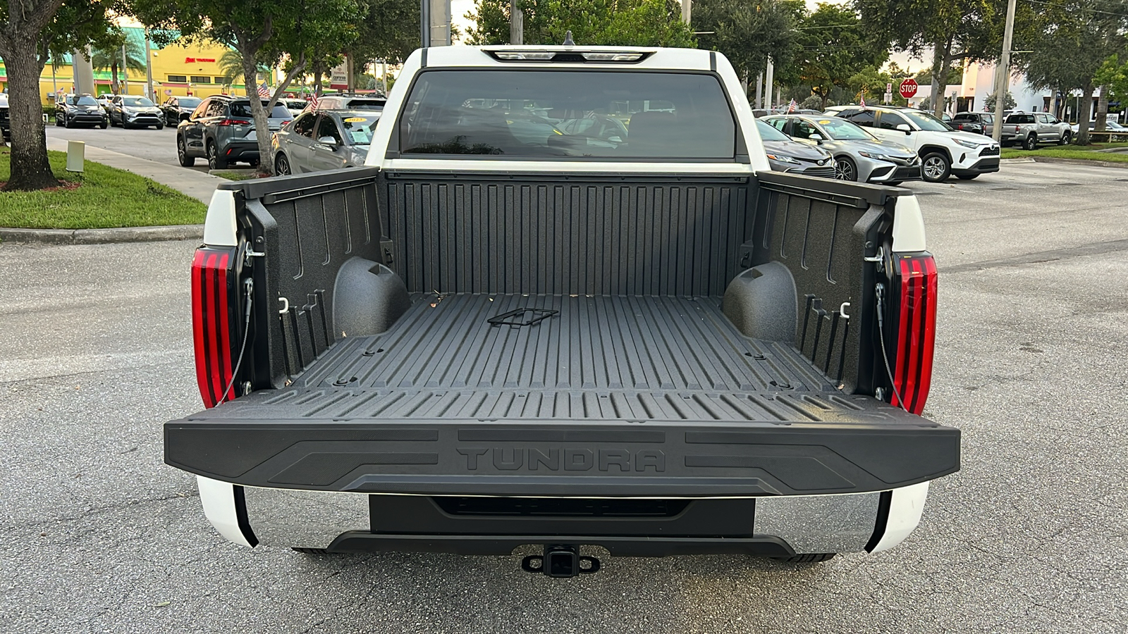 2025 Toyota Tundra SR5 8