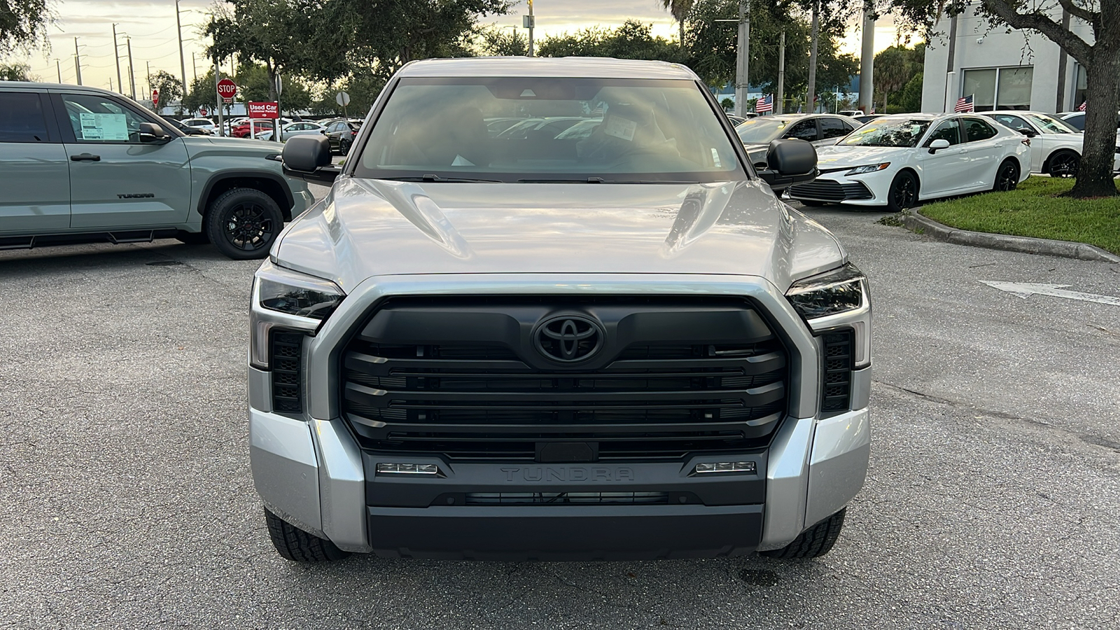 2025 Toyota Tundra SR5 2