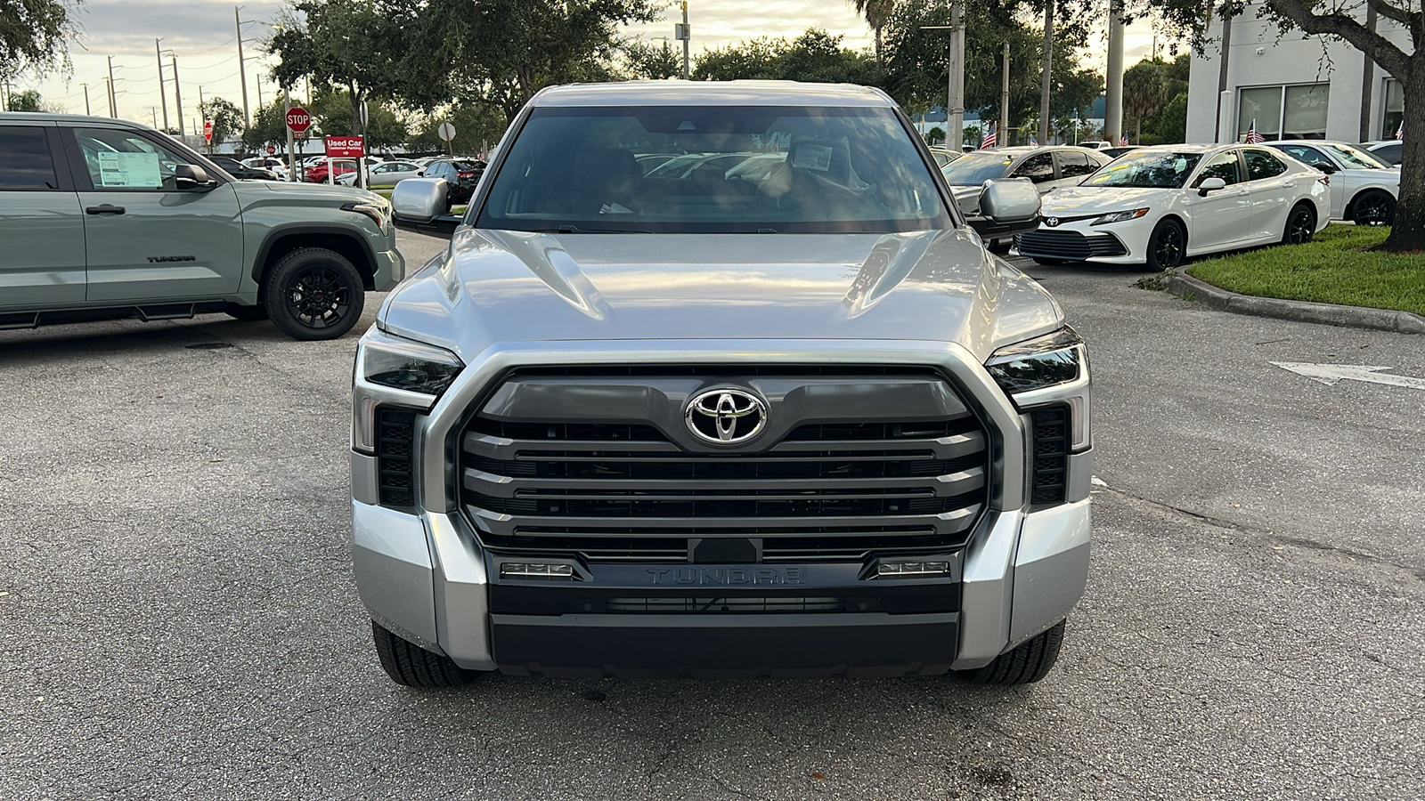 2025 Toyota Tundra Limited 2