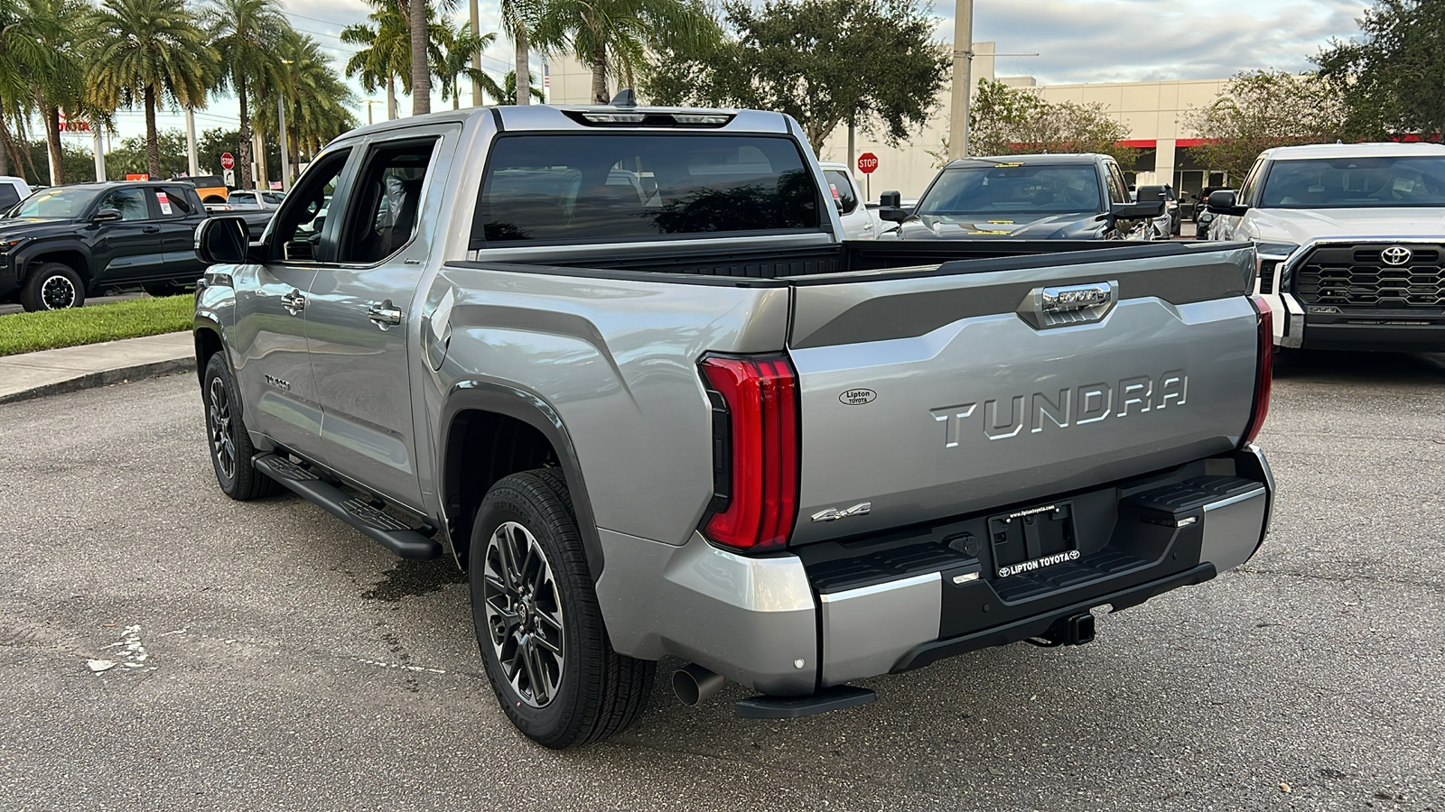 2025 Toyota Tundra Limited 5