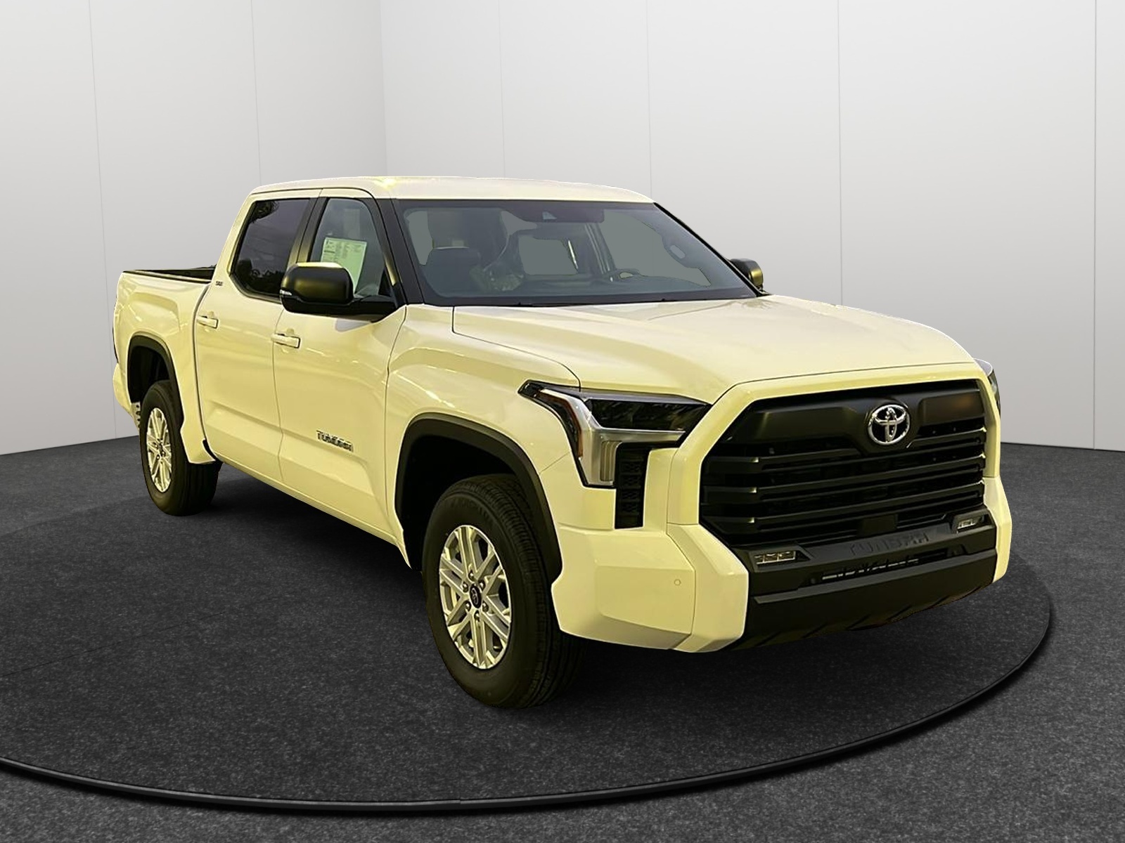 2025 Toyota Tundra SR5 1