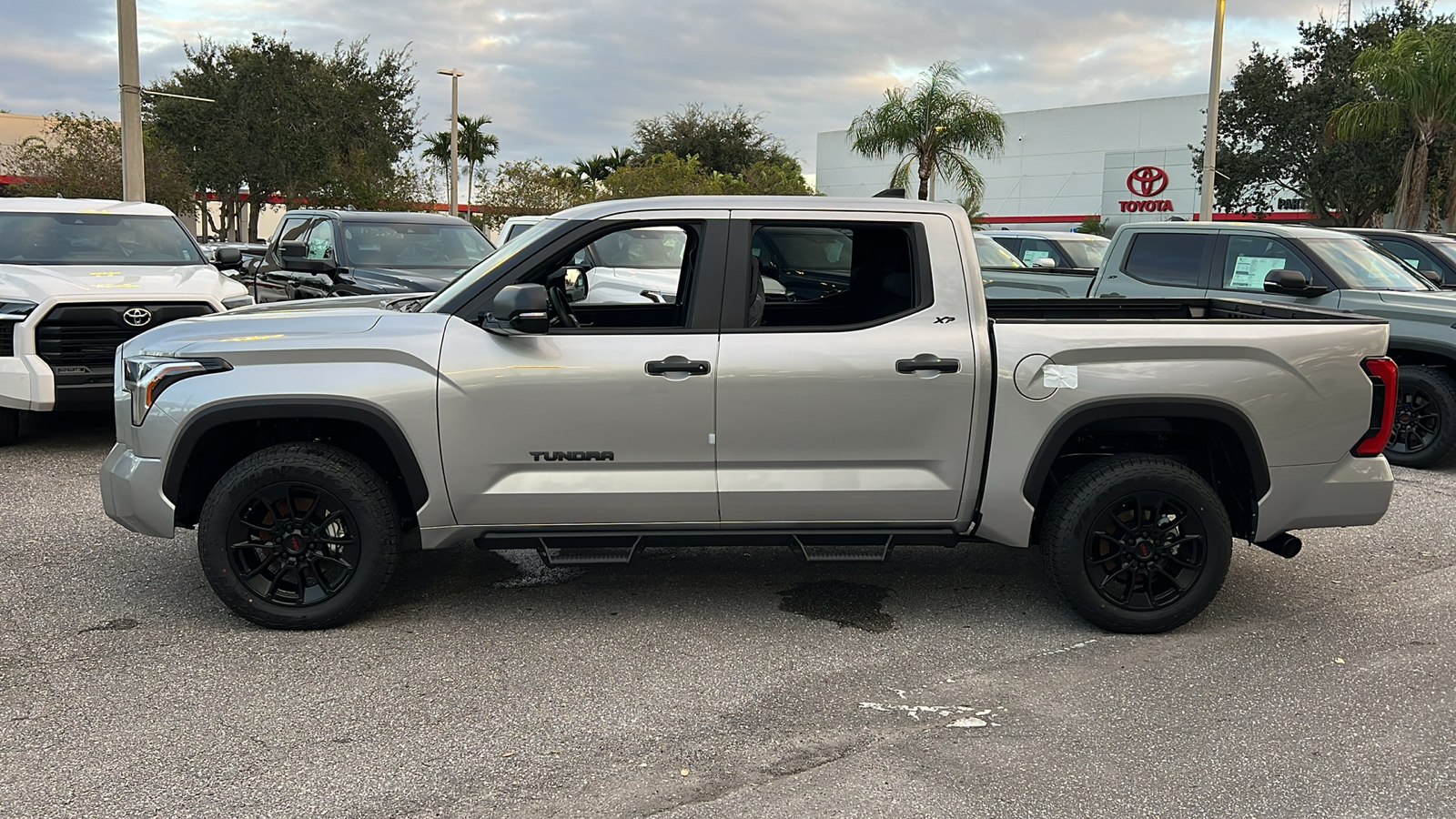 2025 Toyota Tundra SR5 4