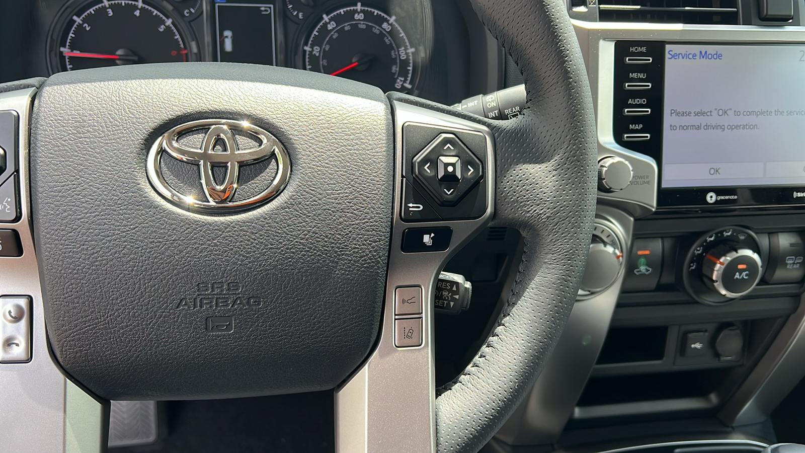2024 Toyota 4Runner TRD Off-Road 19