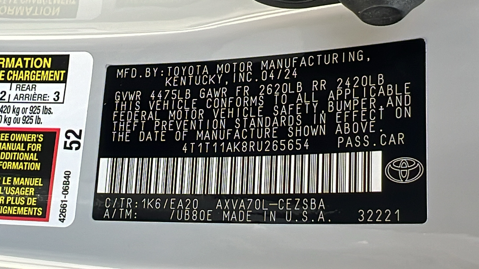 2024 Toyota Camry SE 26