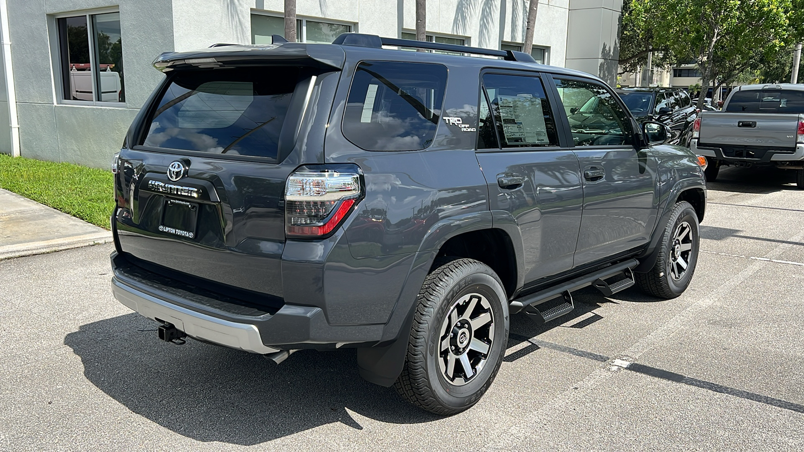 2024 Toyota 4Runner TRD Off-Road Premium 8