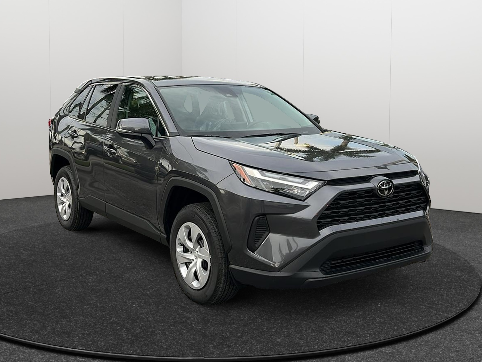 2024 Toyota RAV4 LE 1