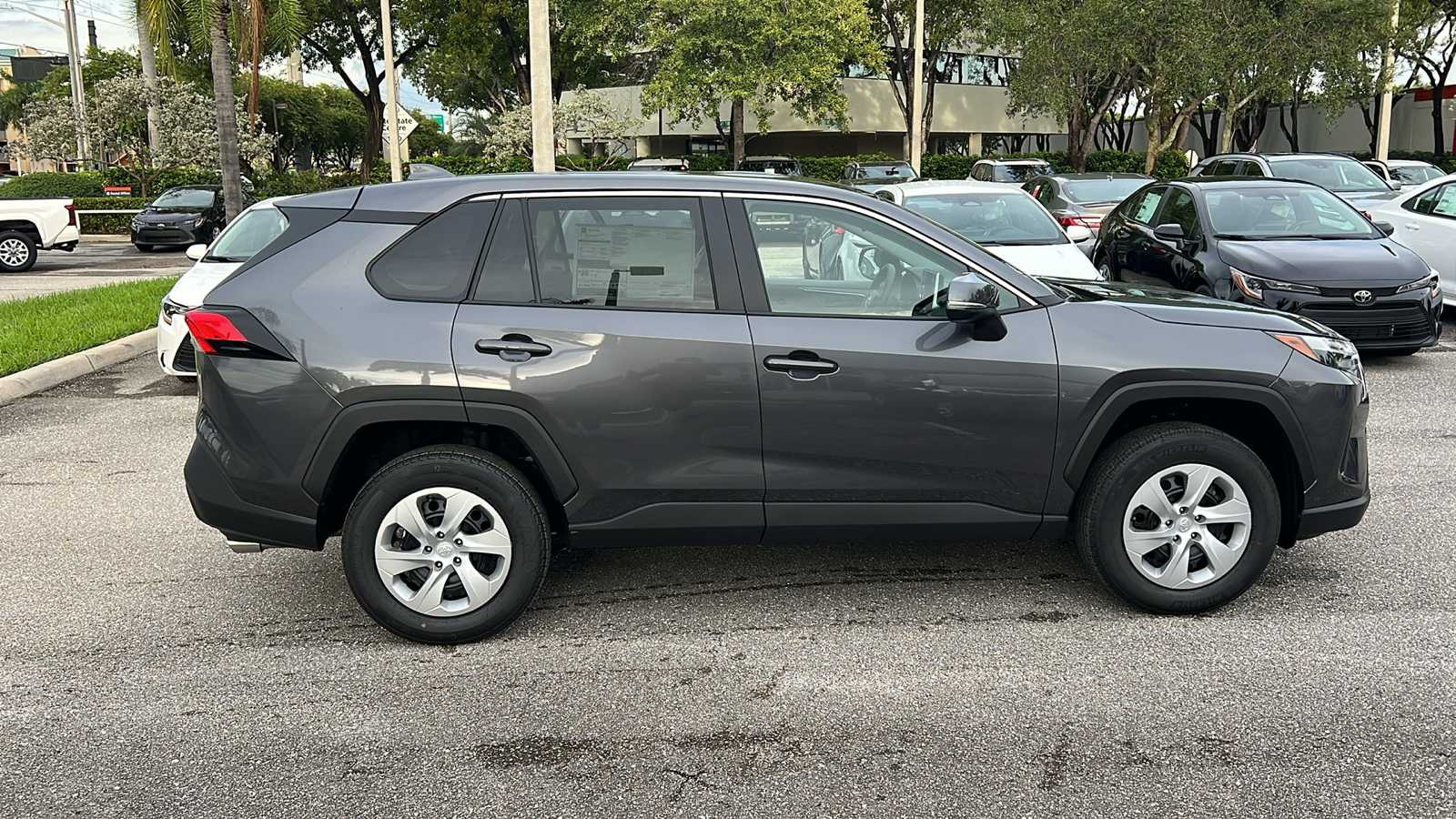 2024 Toyota RAV4 LE 11