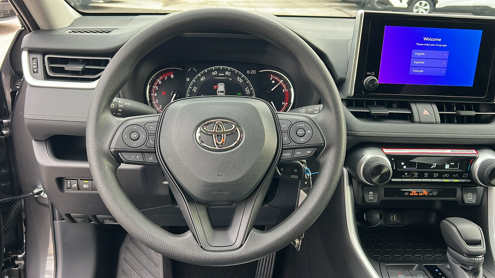 2024 Toyota RAV4 LE 19