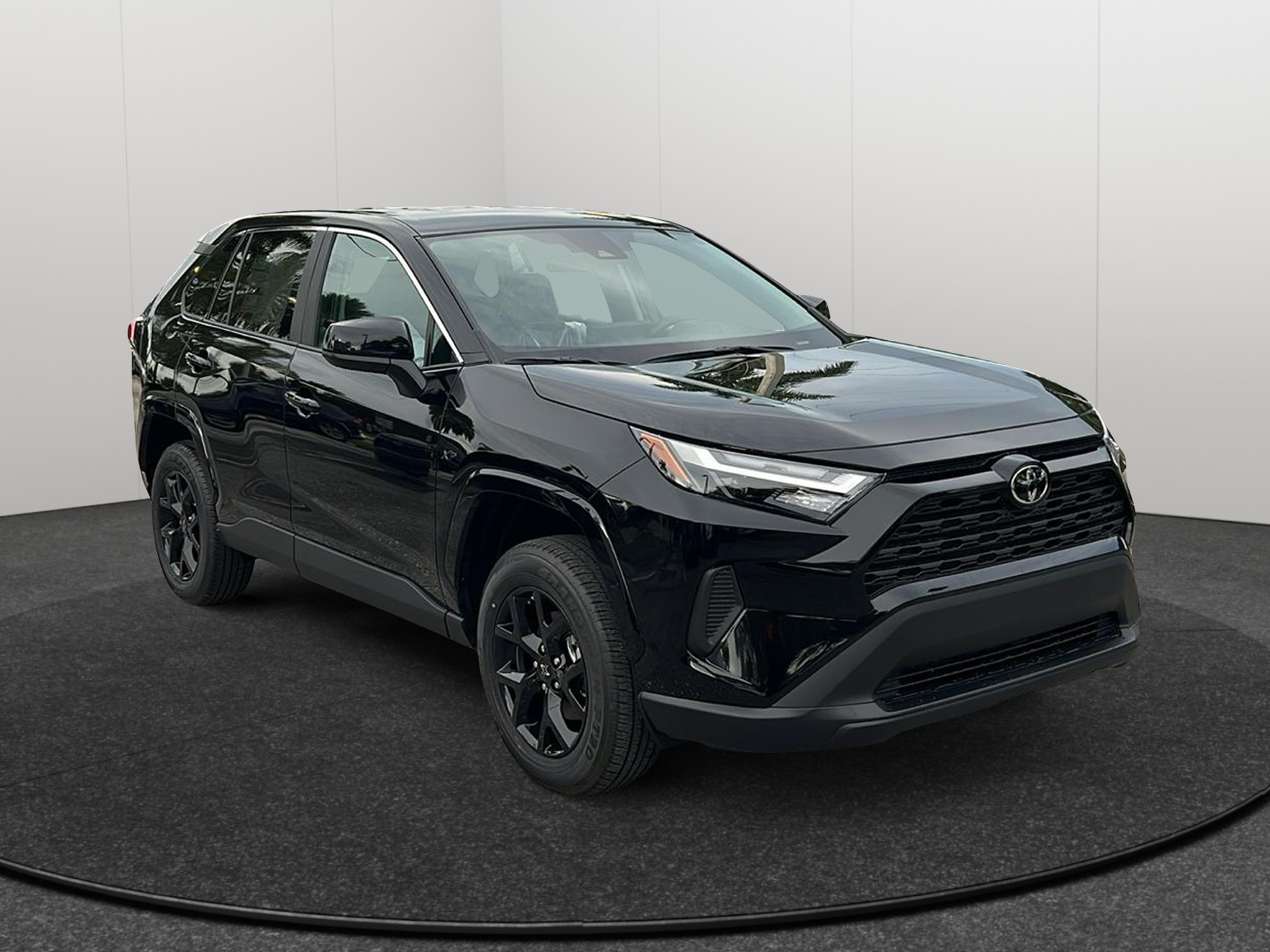 2024 Toyota RAV4 LE 1