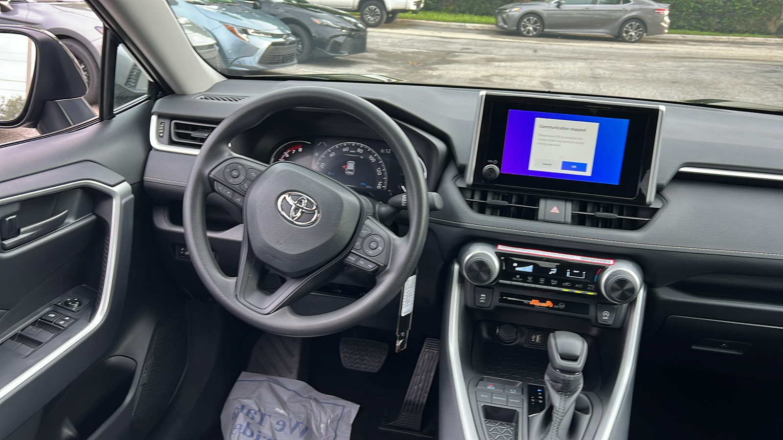 2024 Toyota RAV4 LE 14