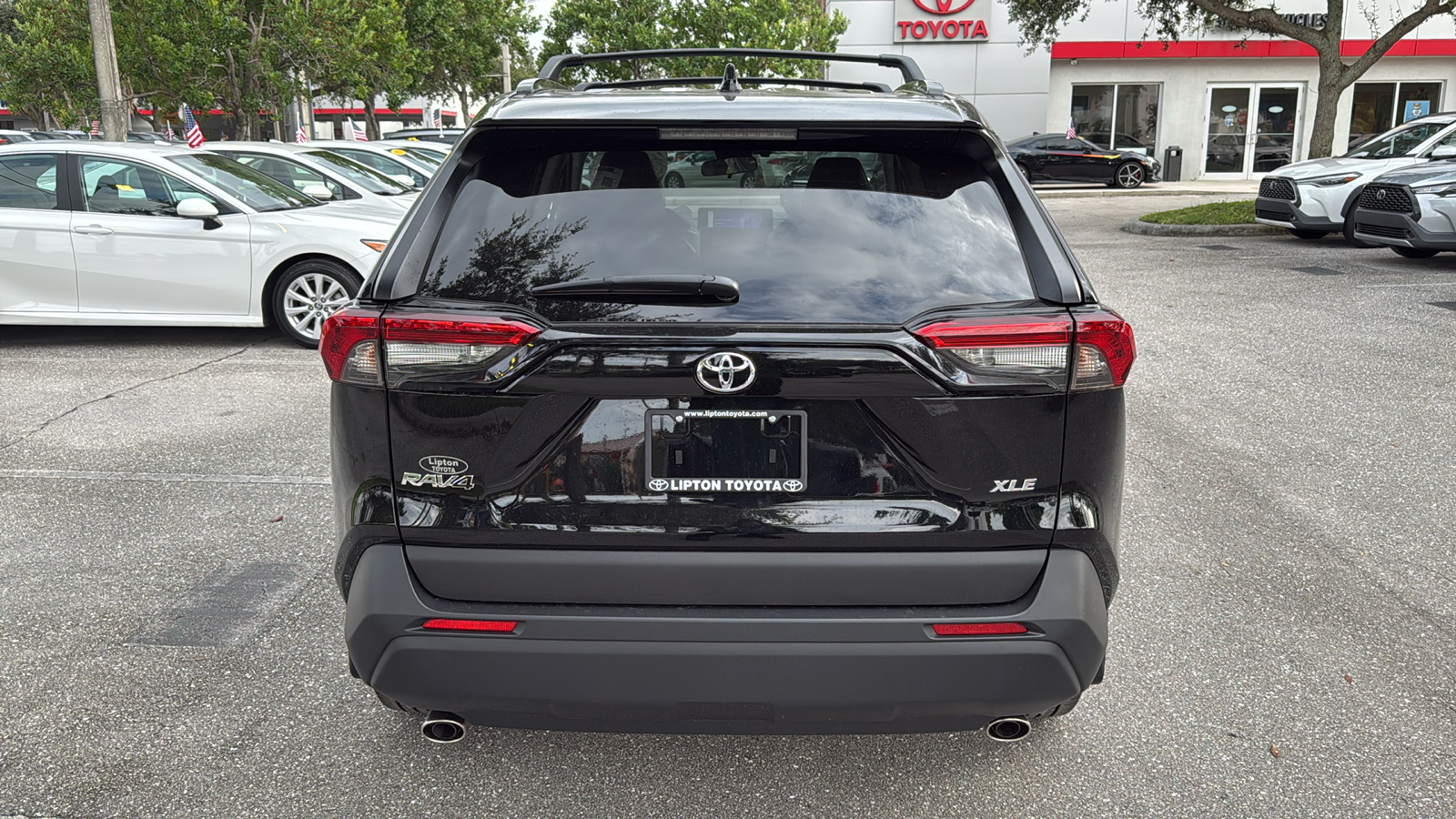 2024 Toyota RAV4 XLE Premium 6