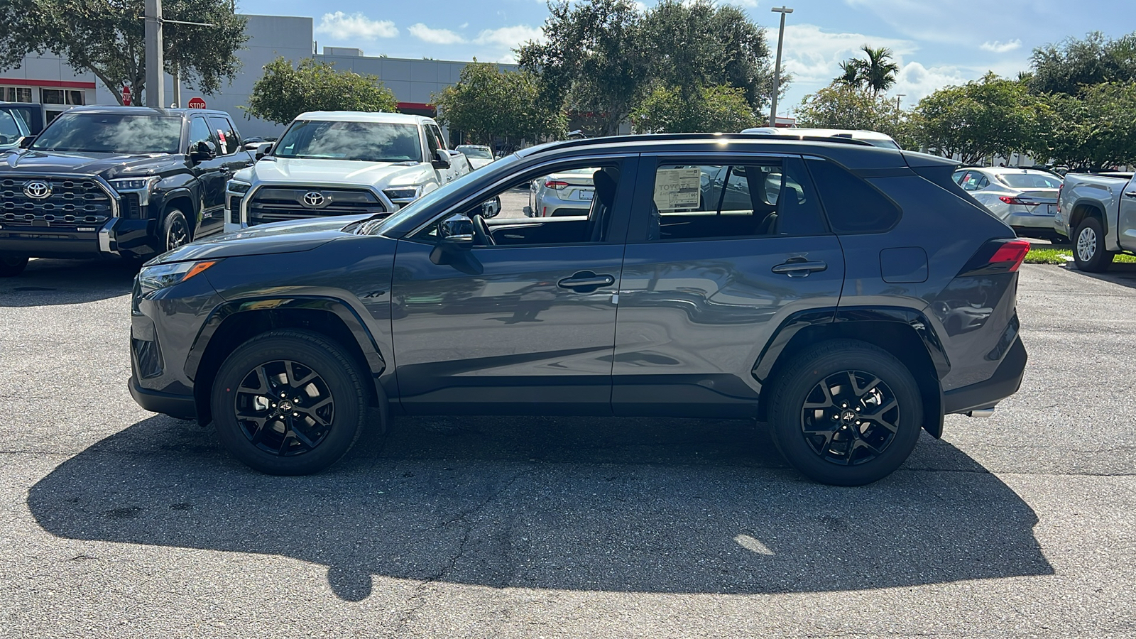 2024 Toyota RAV4 XLE 4