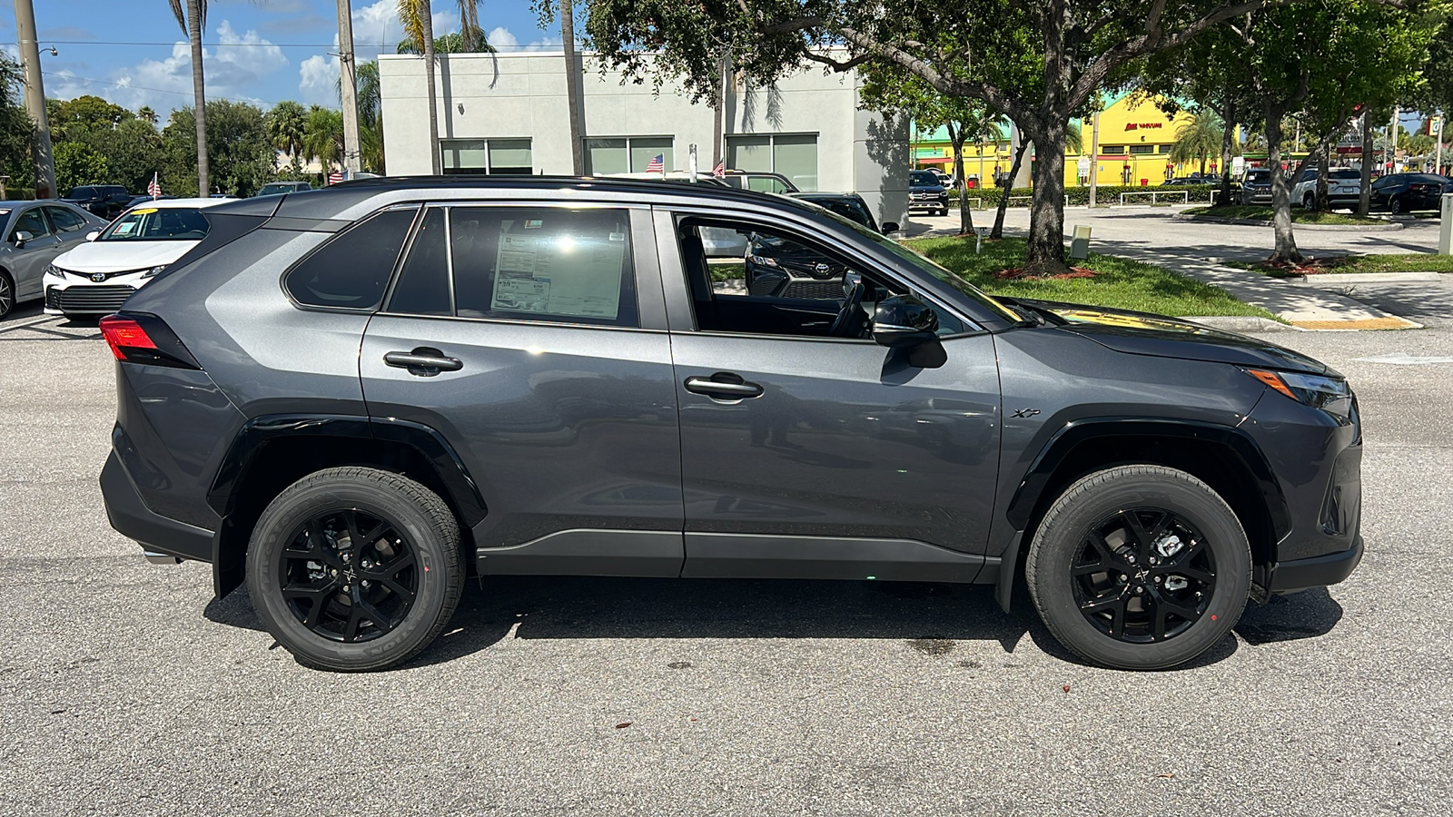 2024 Toyota RAV4 XLE 11