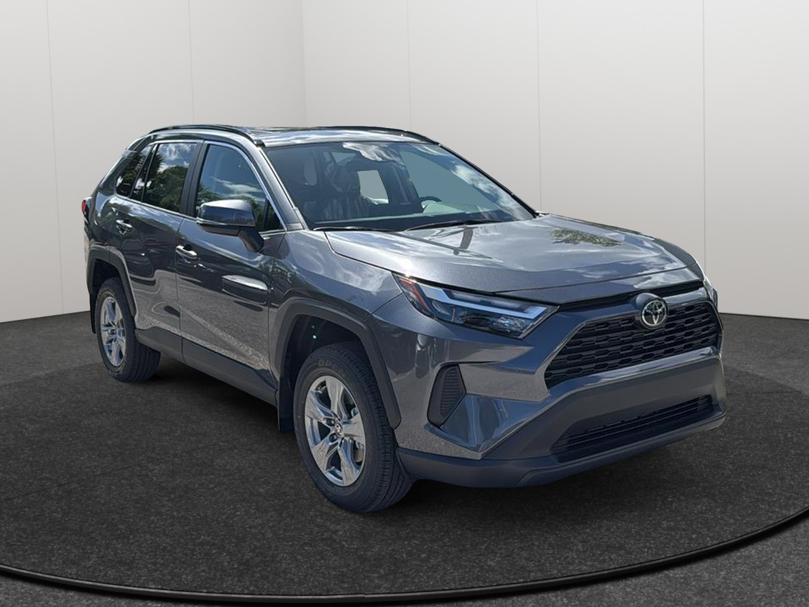 2024 Toyota RAV4 XLE 1