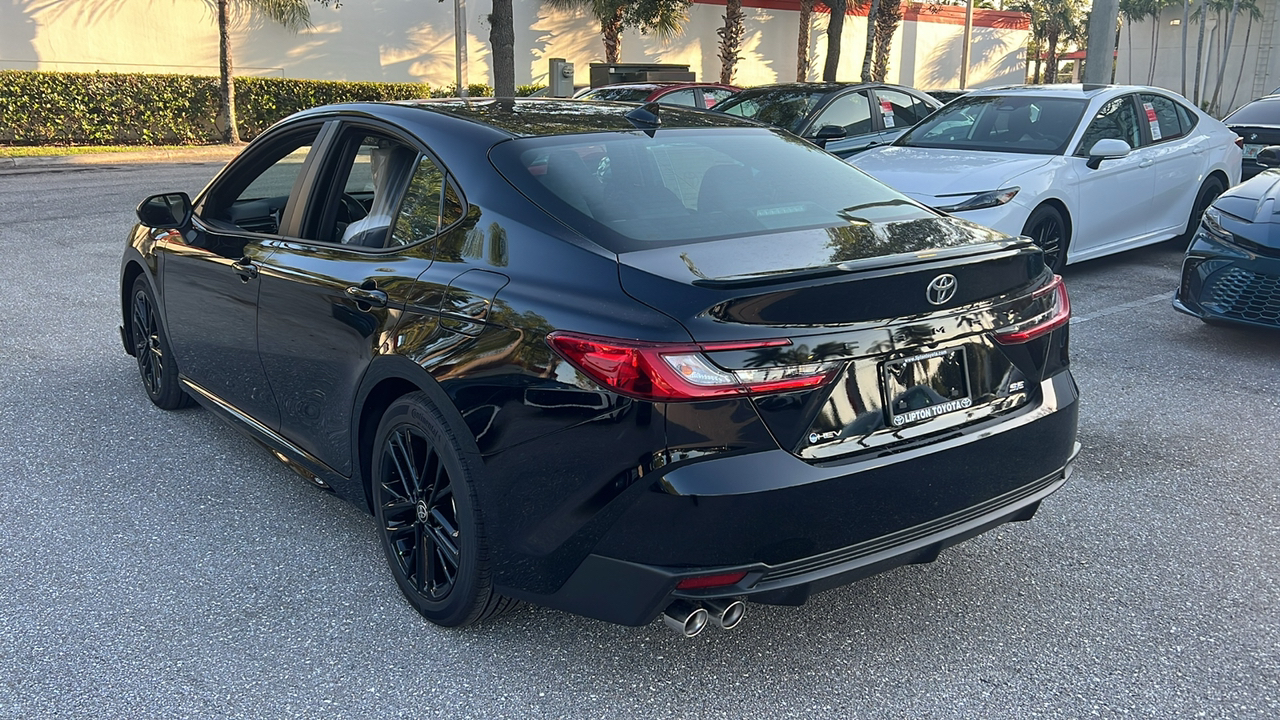 2025 Toyota Camry SE 5