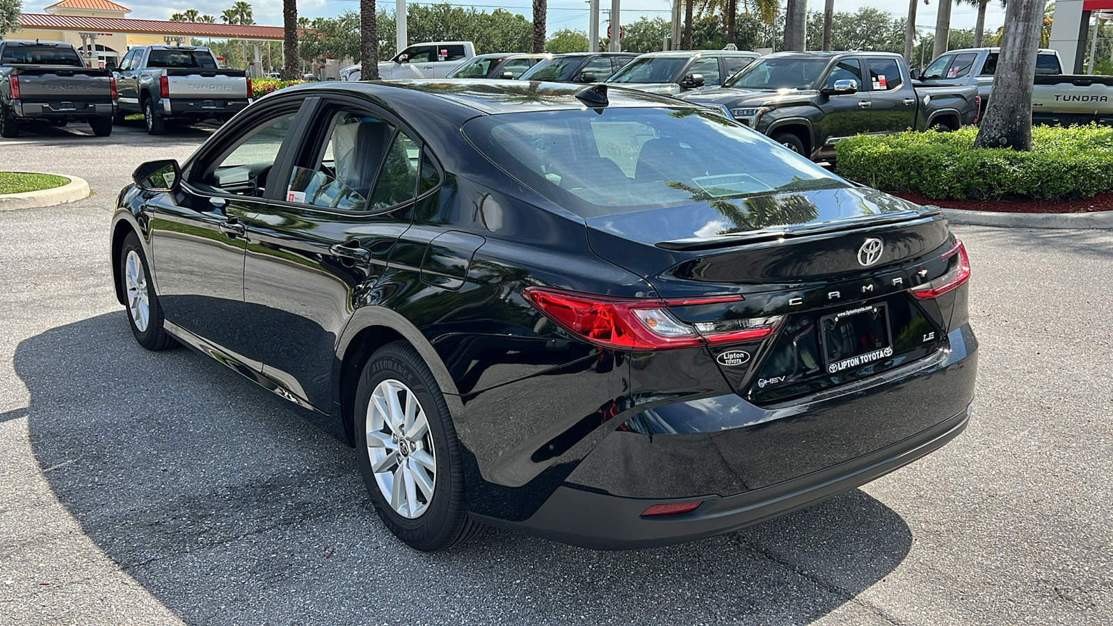 2025 Toyota Camry LE 5