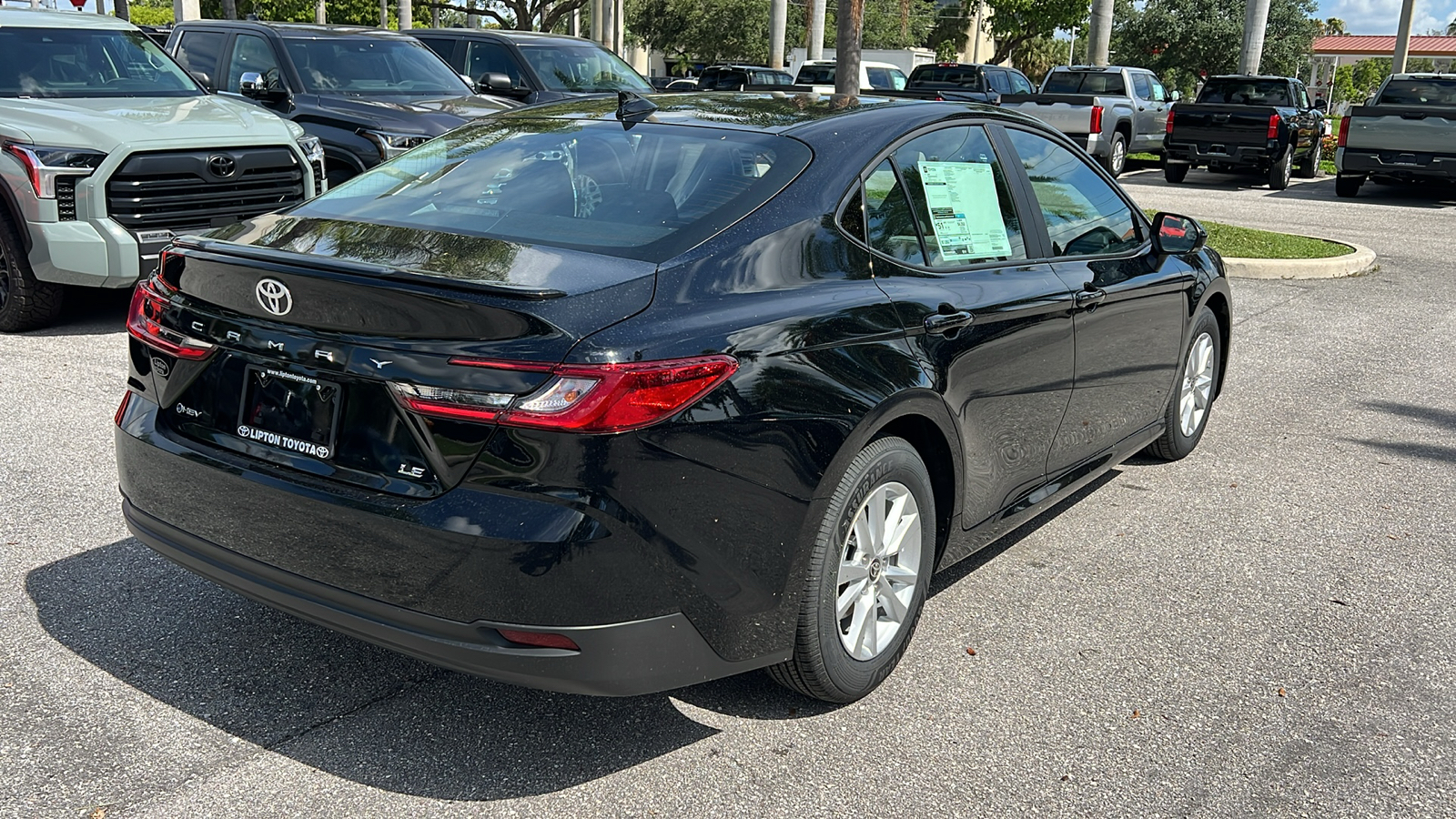 2025 Toyota Camry LE 10