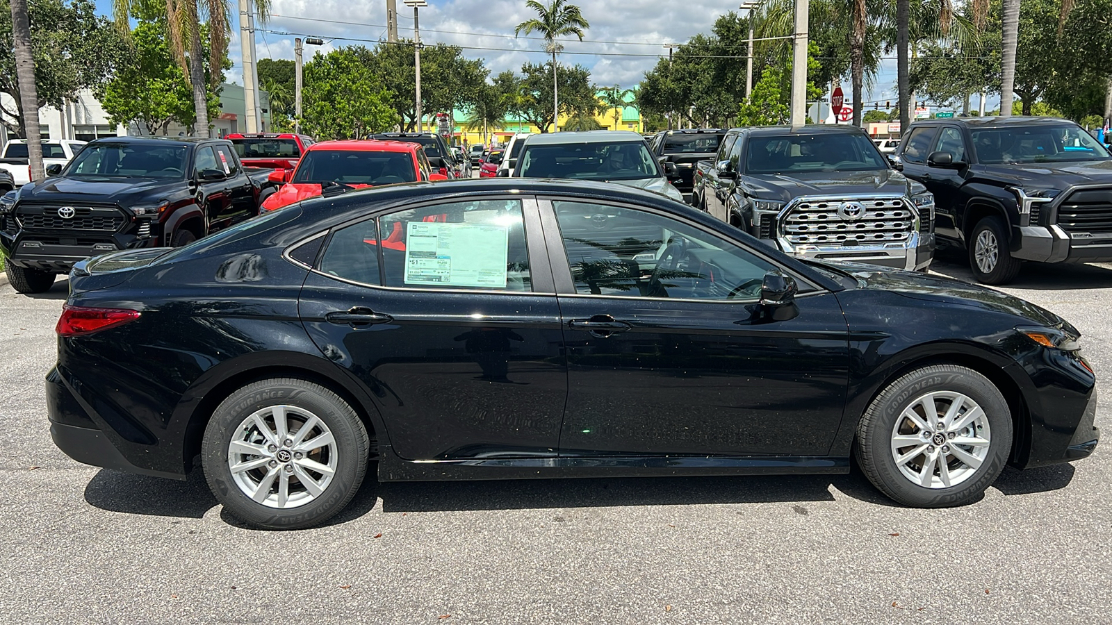 2025 Toyota Camry LE 11