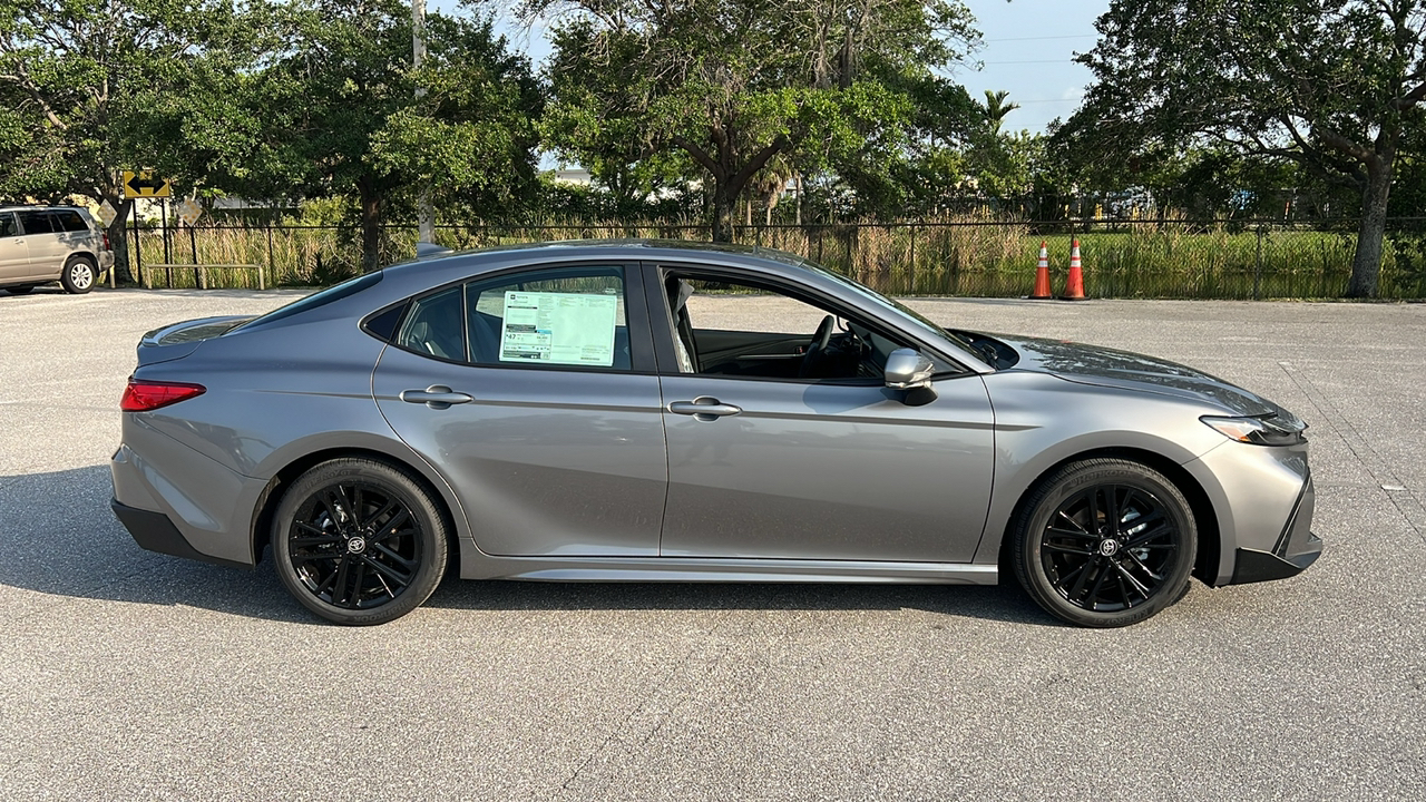 2025 Toyota Camry LE 11