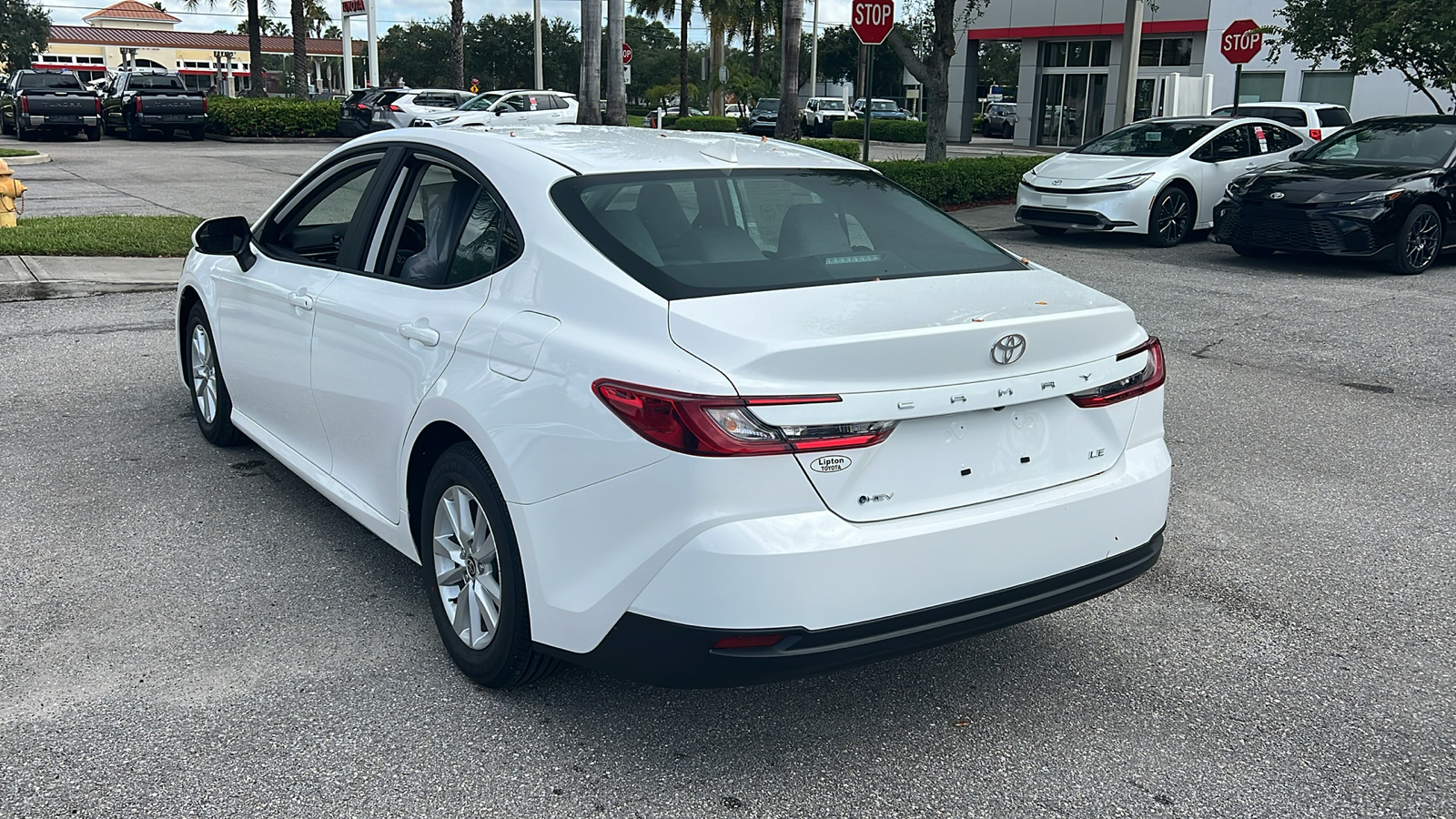 2025 Toyota Camry LE 5