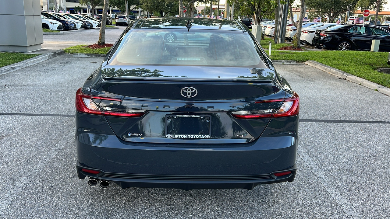 2025 Toyota Camry SE 6