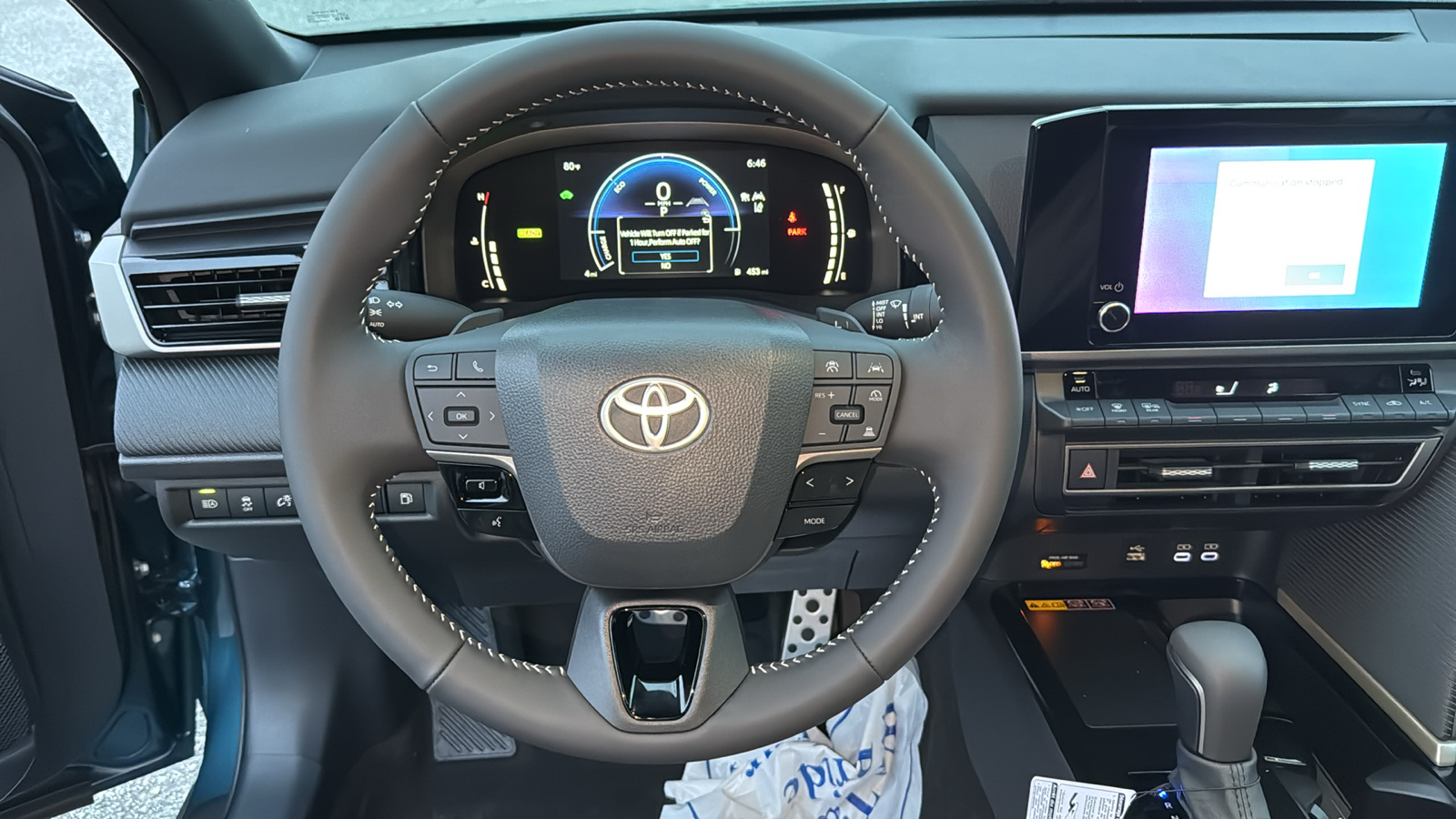 2025 Toyota Camry SE 21