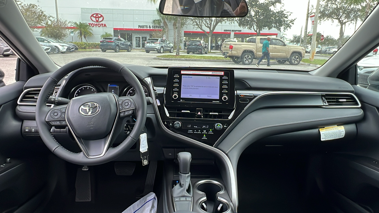 2024 Toyota Camry SE 13