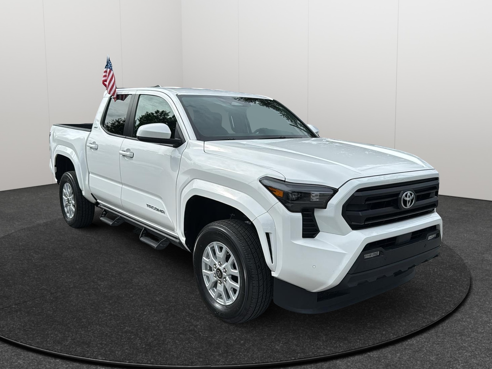 2024 Toyota Tacoma SR5 1