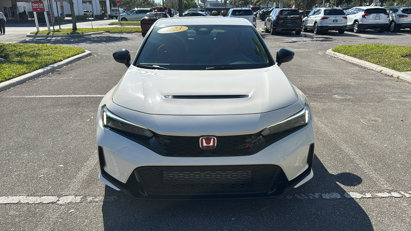 2023 Honda Civic Type R Base 2