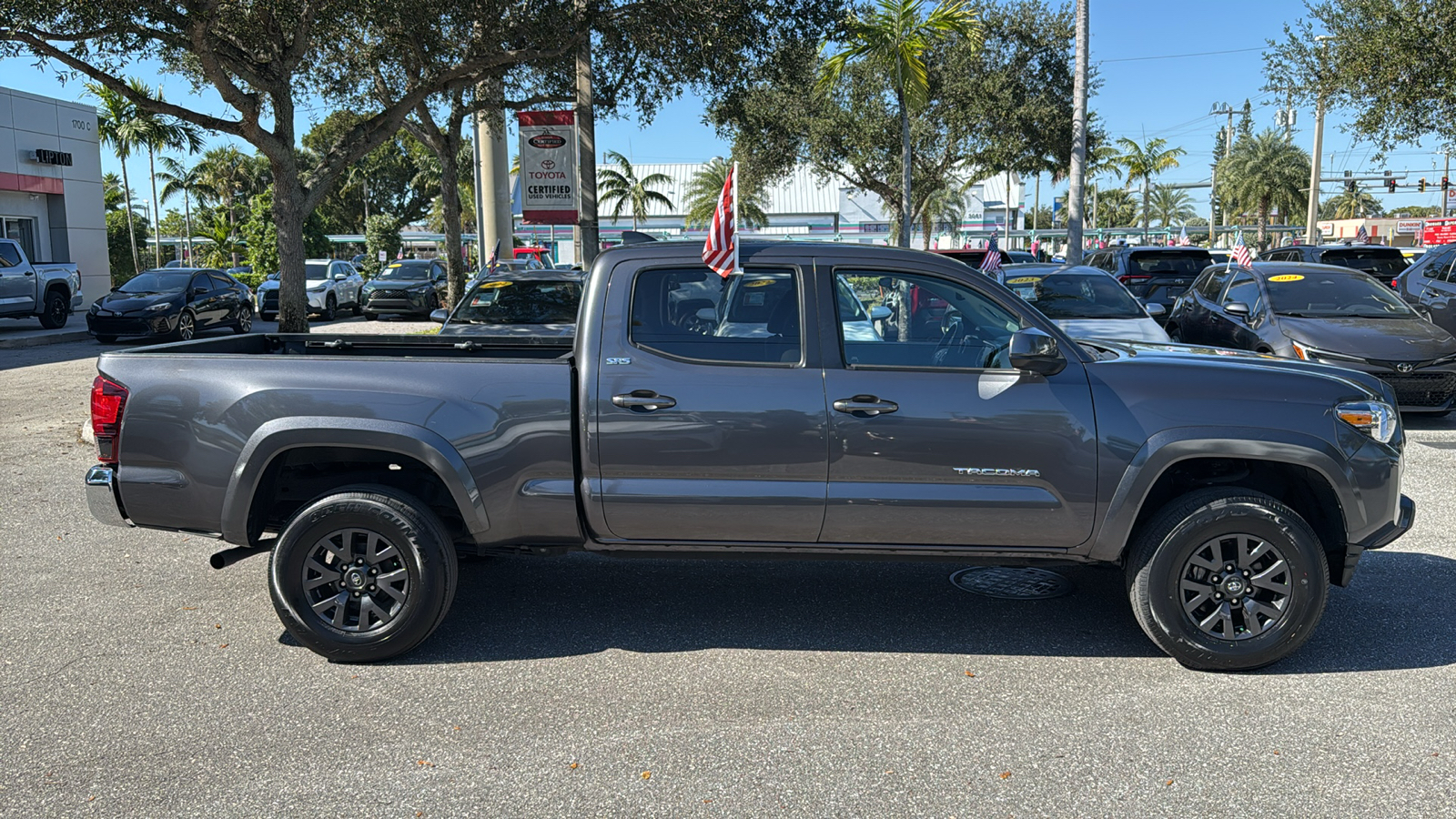 2023 Toyota Tacoma SR5 10