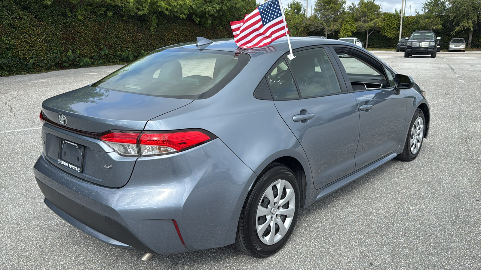 2022 Toyota Corolla LE 10