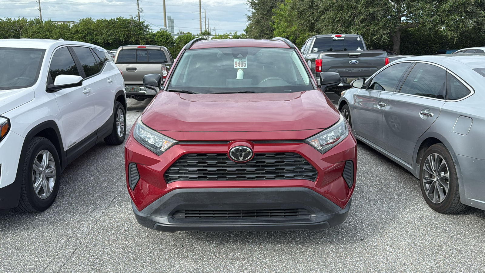 2019 Toyota RAV4 LE 2