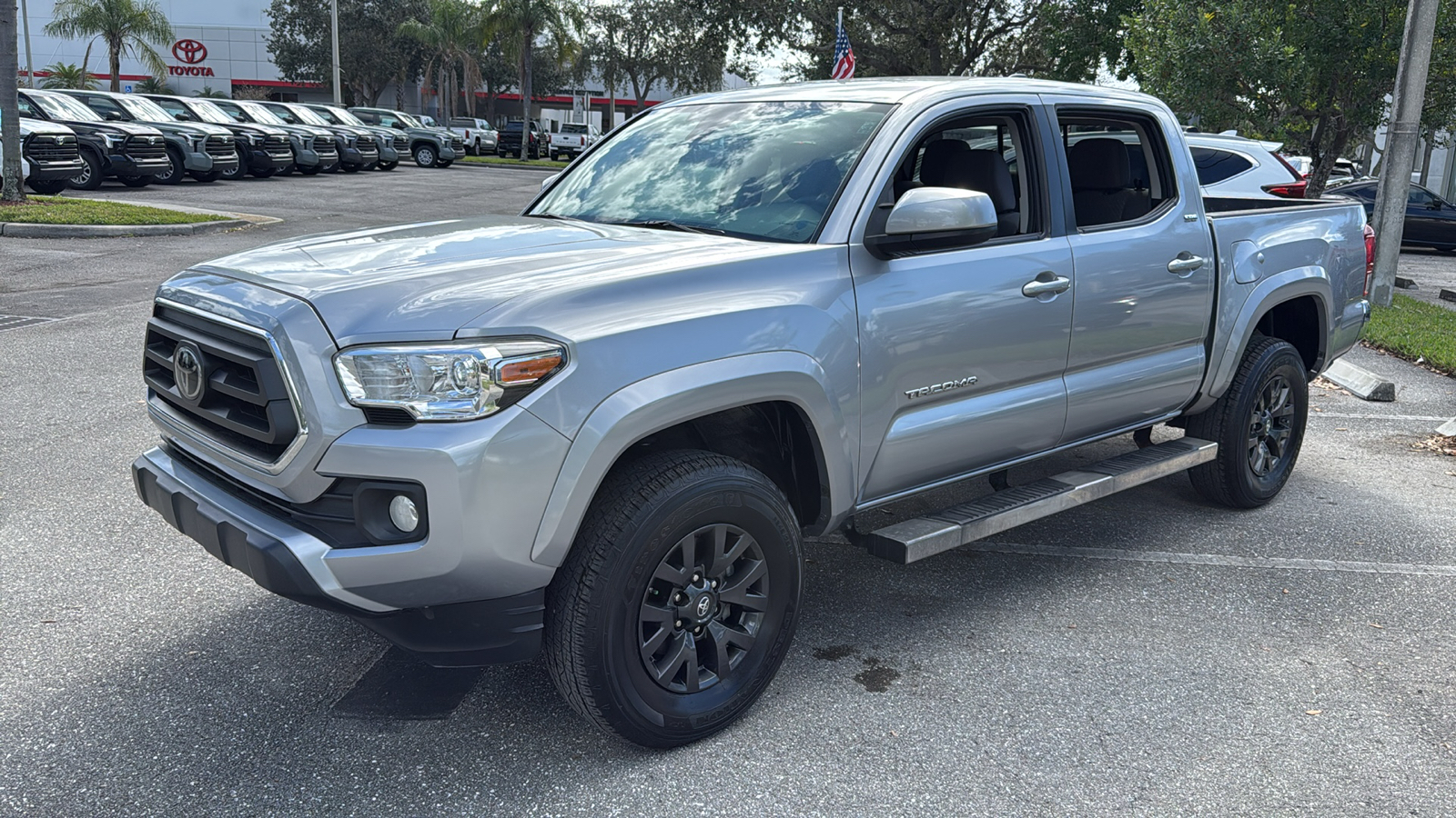 2021 Toyota Tacoma SR5 3