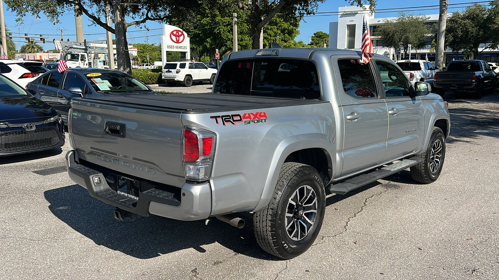 2020 Toyota Tacoma TRD Sport 8