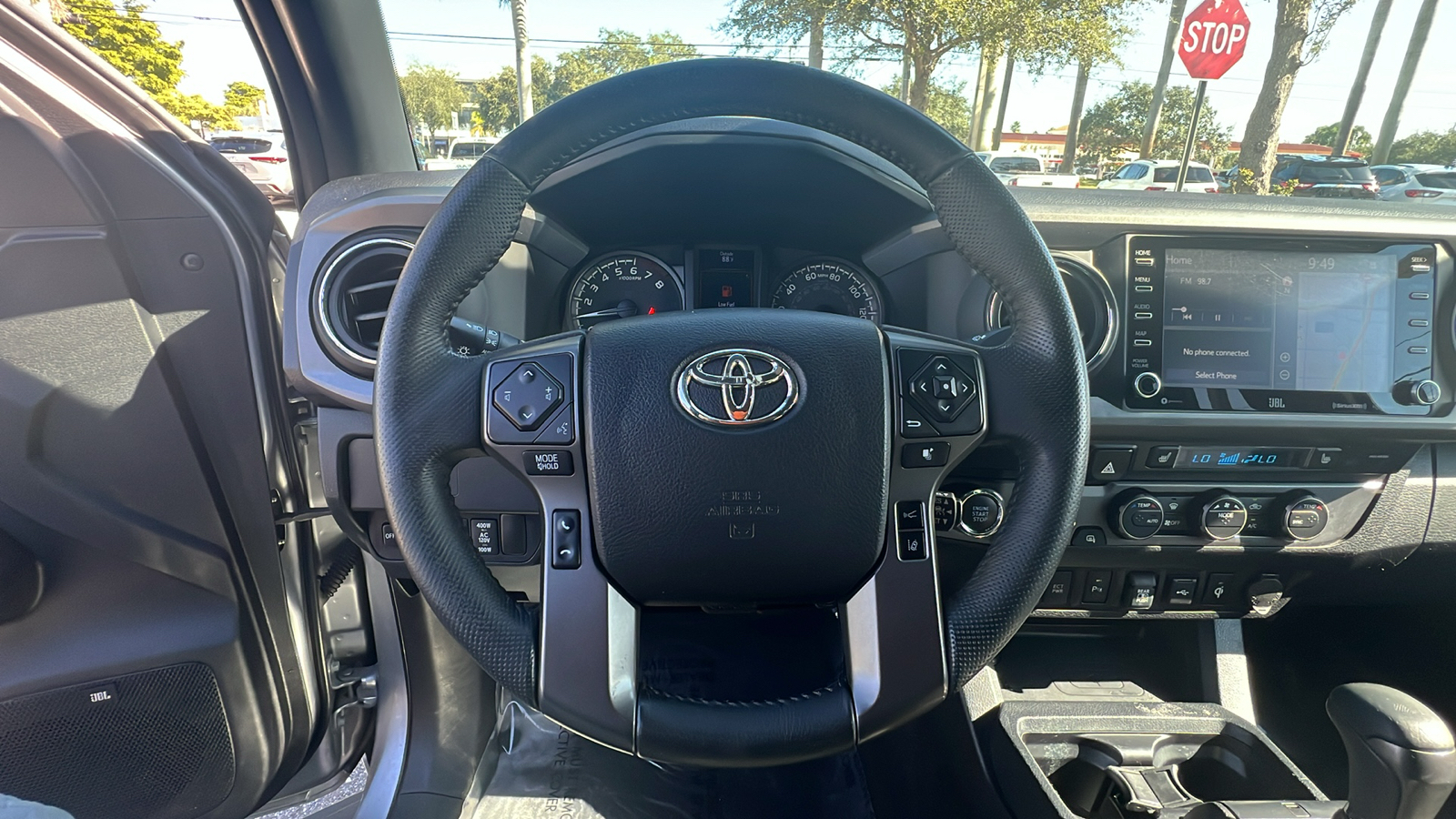 2020 Toyota Tacoma TRD Sport 18