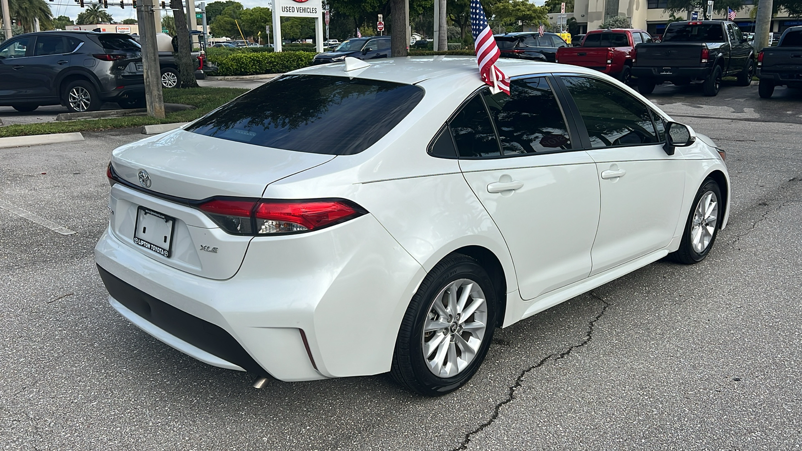 2022 Toyota Corolla XLE 10