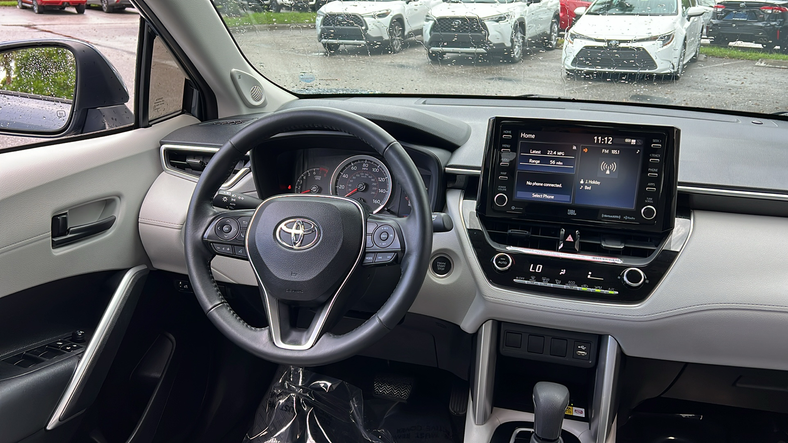 2022 Toyota Corolla Cross LE 14