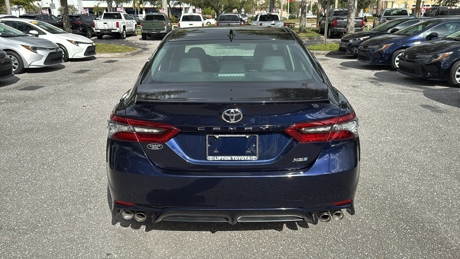 2022 Toyota Camry XSE 6