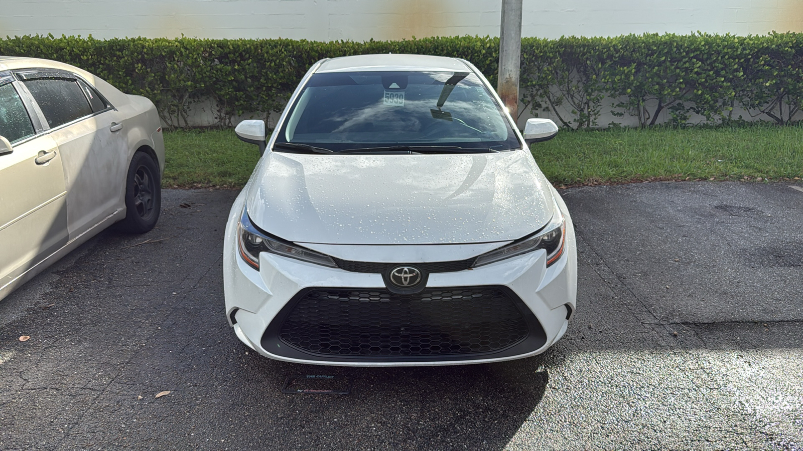 2022 Toyota Corolla LE 2