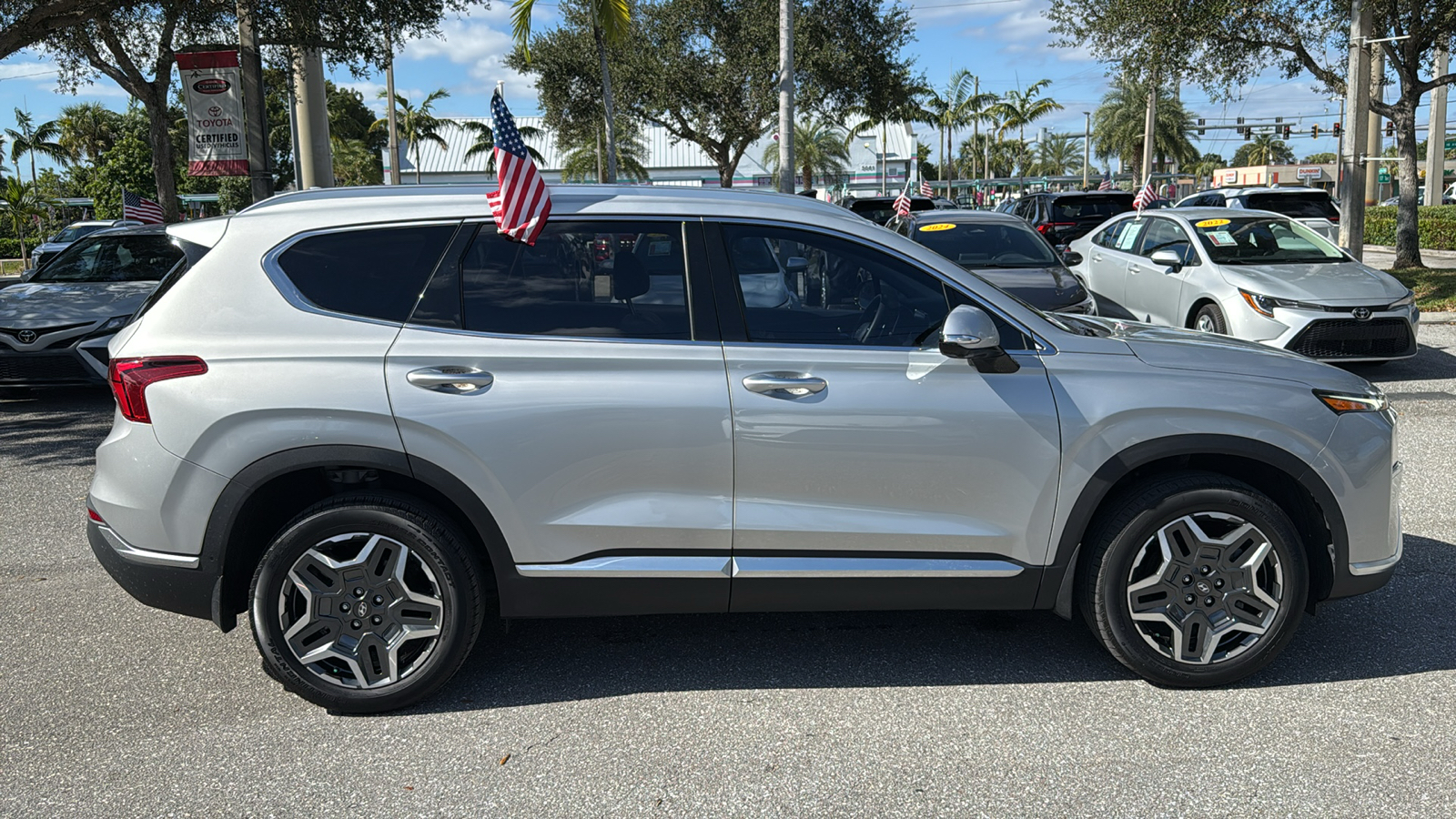 2022 Hyundai Santa Fe Hybrid Limited 11