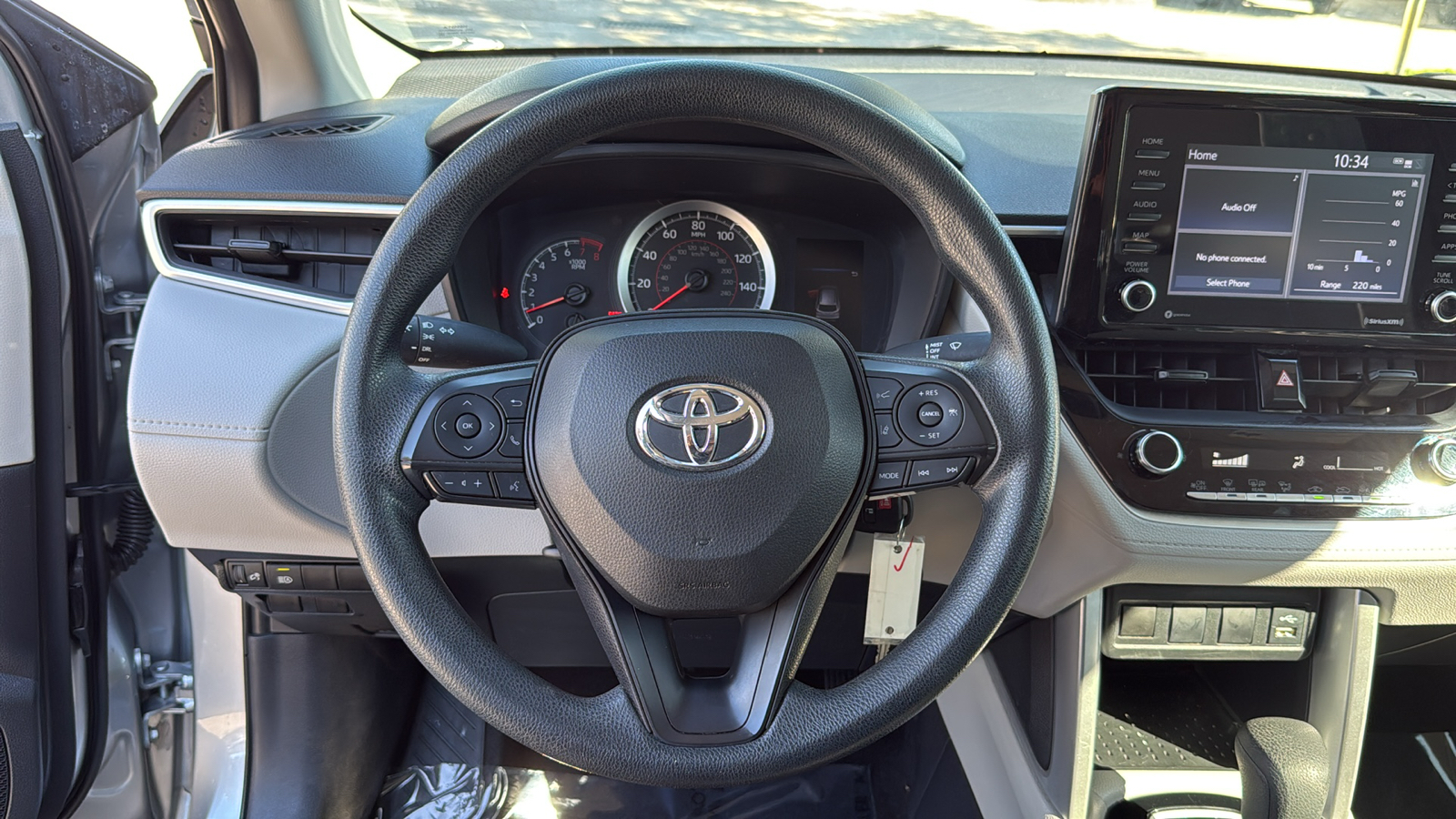 2022 Toyota Corolla Cross L 18