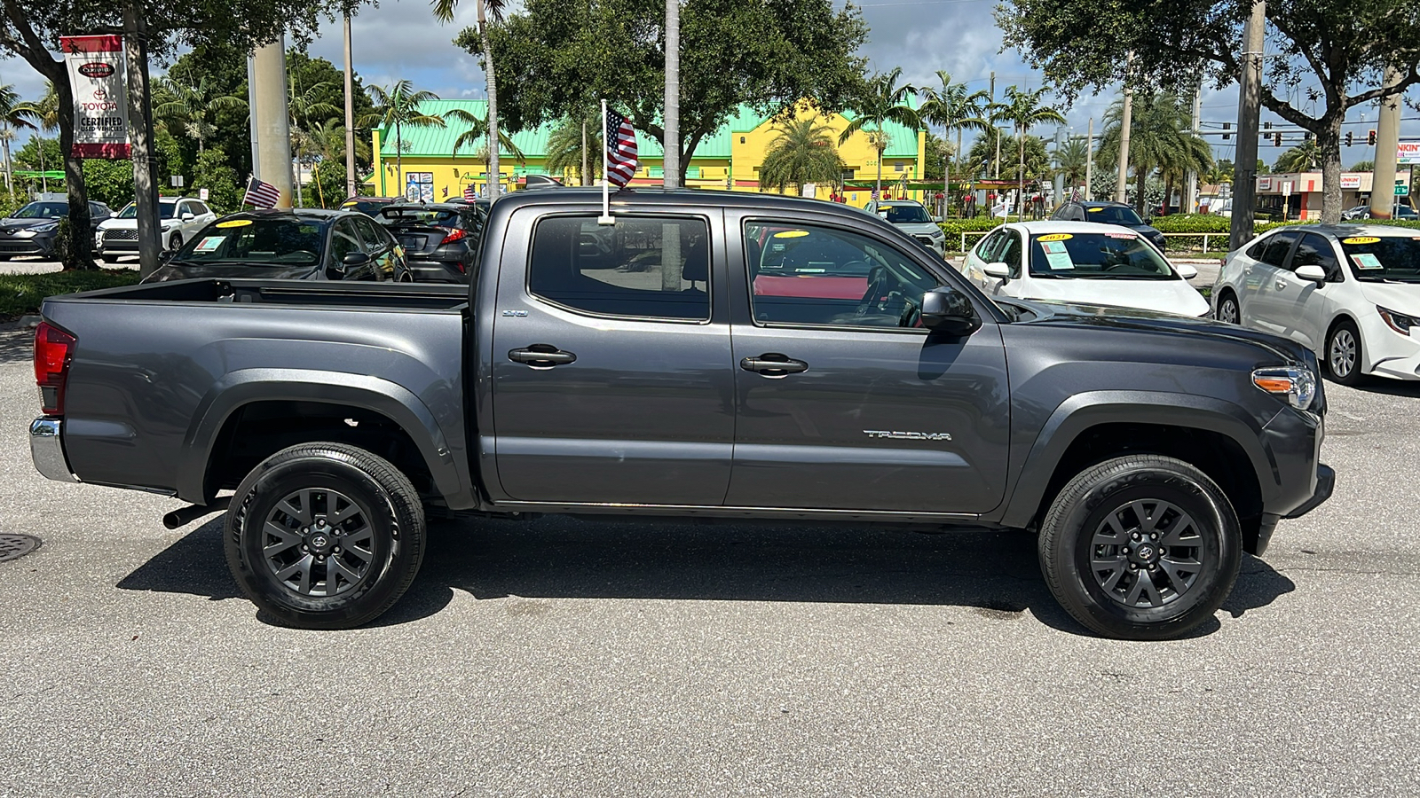 2023 Toyota Tacoma SR5 10