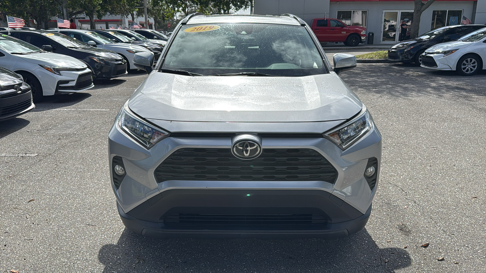 2019 Toyota RAV4 XLE Premium 2