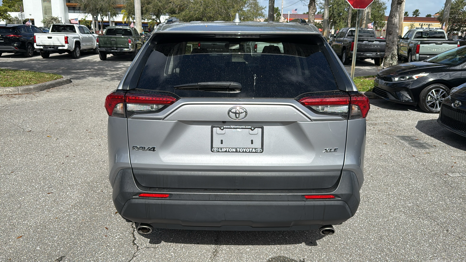 2019 Toyota RAV4 XLE Premium 6