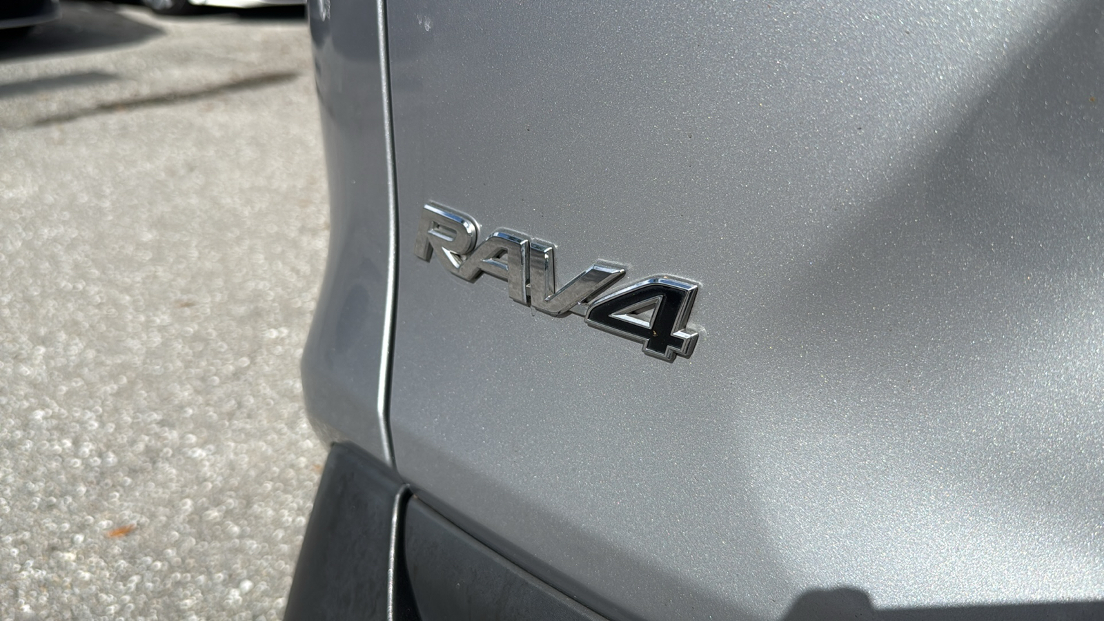 2019 Toyota RAV4 XLE Premium 7