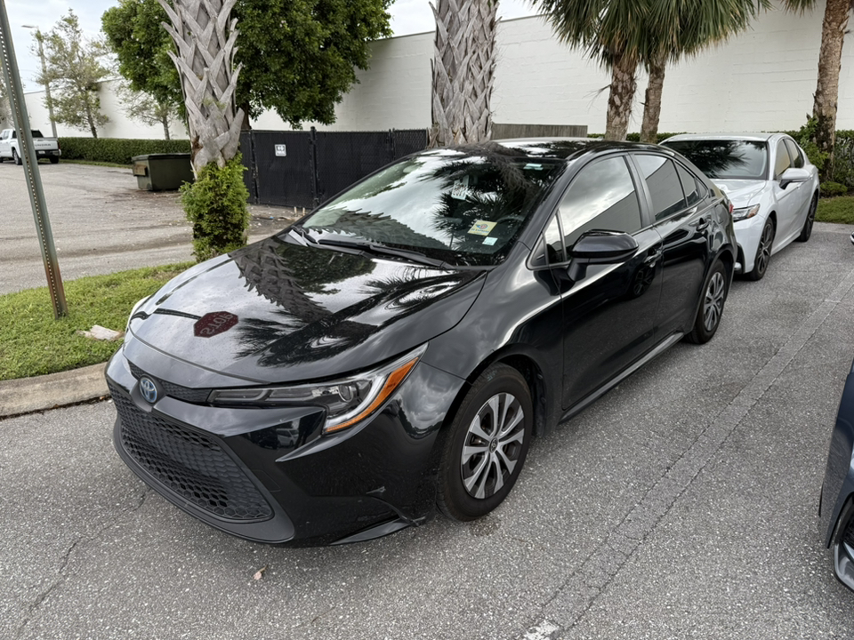 2022 Toyota Corolla Hybrid LE 3